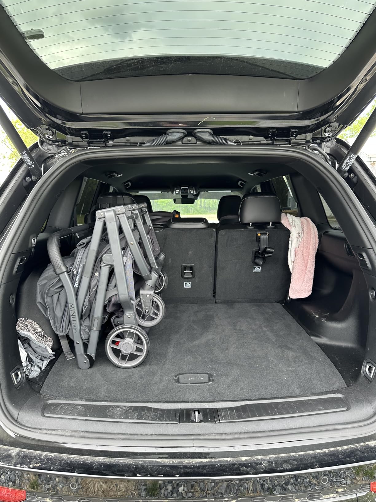 UPPAbaby Minu Duo Side-by-Side Double Stroller - Lightweight + Compact Design for Travel - Easy Fold- from Birth to Toddler - Independent Recline - Ada (Sandstone/Carbon Frame/Chestnut Leather) customer photo 1