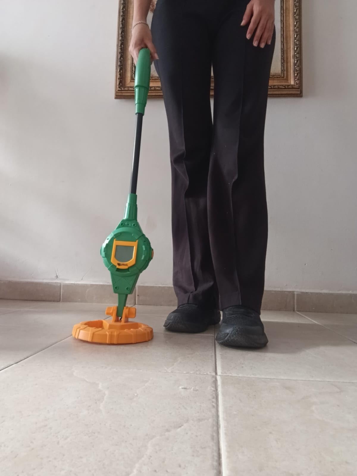Metal Detector for Kids, IP68 Waterproof 3-10 Year Kids Metal Detector Kit with LCD Display, Automatic Sensitivity Adjustment, 6.55