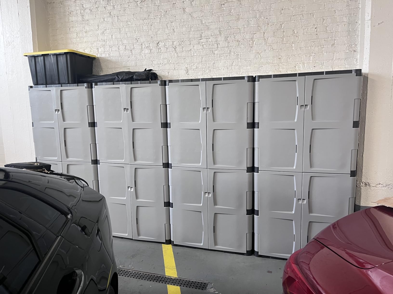 Rubbermaid Freestanding Storage Cabinet with Doors 18