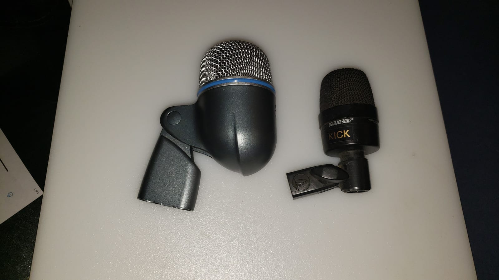 Shure BETA 52A Kick Drum Microphone - Supercardioid Dynamic Mic with High Output Neodymium Element, Locking Stand Adapter, Durabl Steel Mesh Grille and Shock Mount | Tailored Kick-Drum Response, High-Output Neodymium, Locking Stand Adapter with Xlr, Steel Grille, Shock Mount customer photo 2