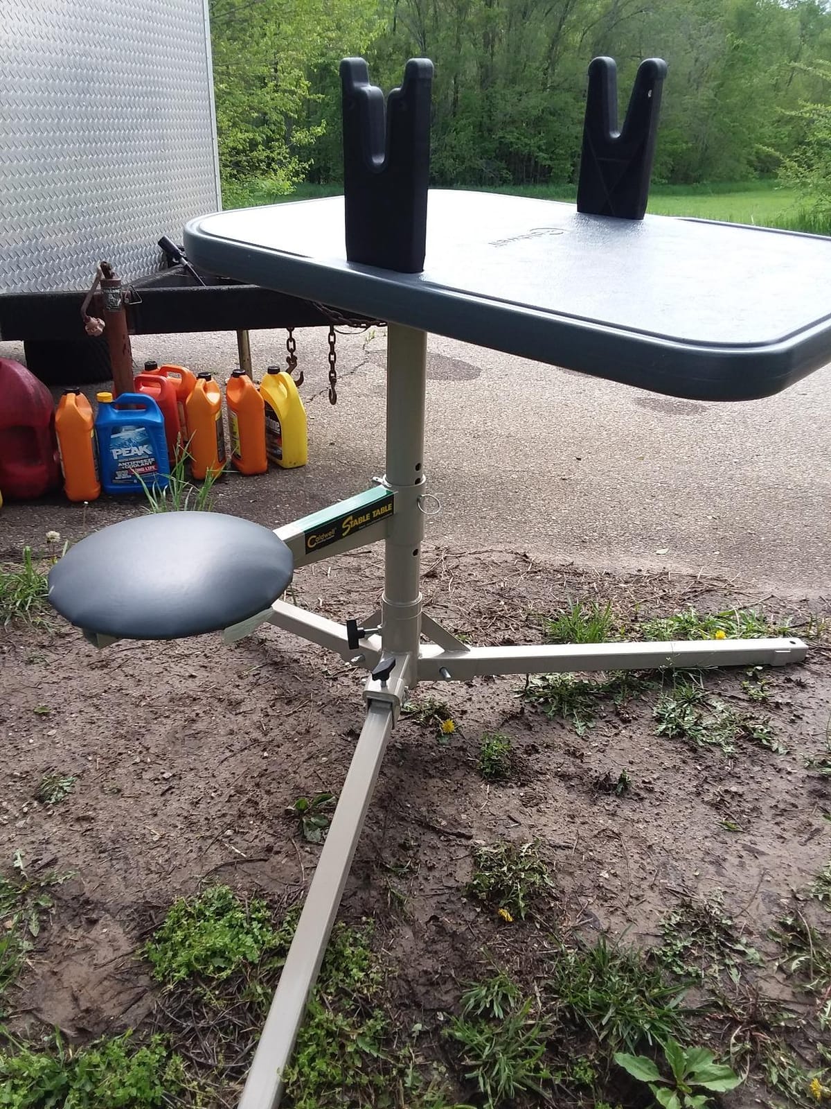 Caldwell Stable Table with Ambidextrous Design, 360 Degree Rotation and Weatherproof Synthetic Top and Seat for Outdoor, Range, Shooting and Cleaning customer photo 2