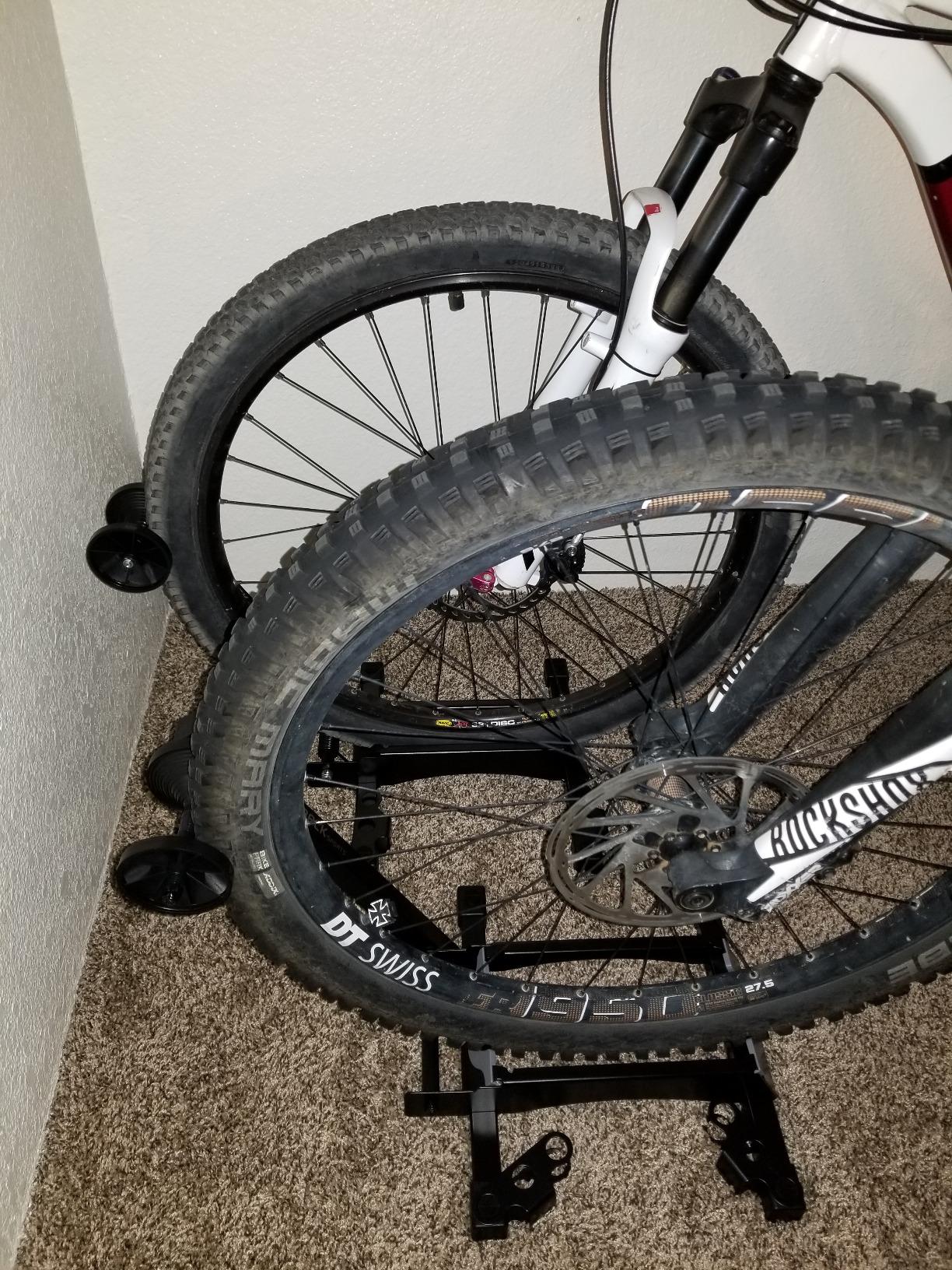 Rakk Bicycle Floor Storage Stand for Road/MTB/Gravel/E Bikes customer photo 1