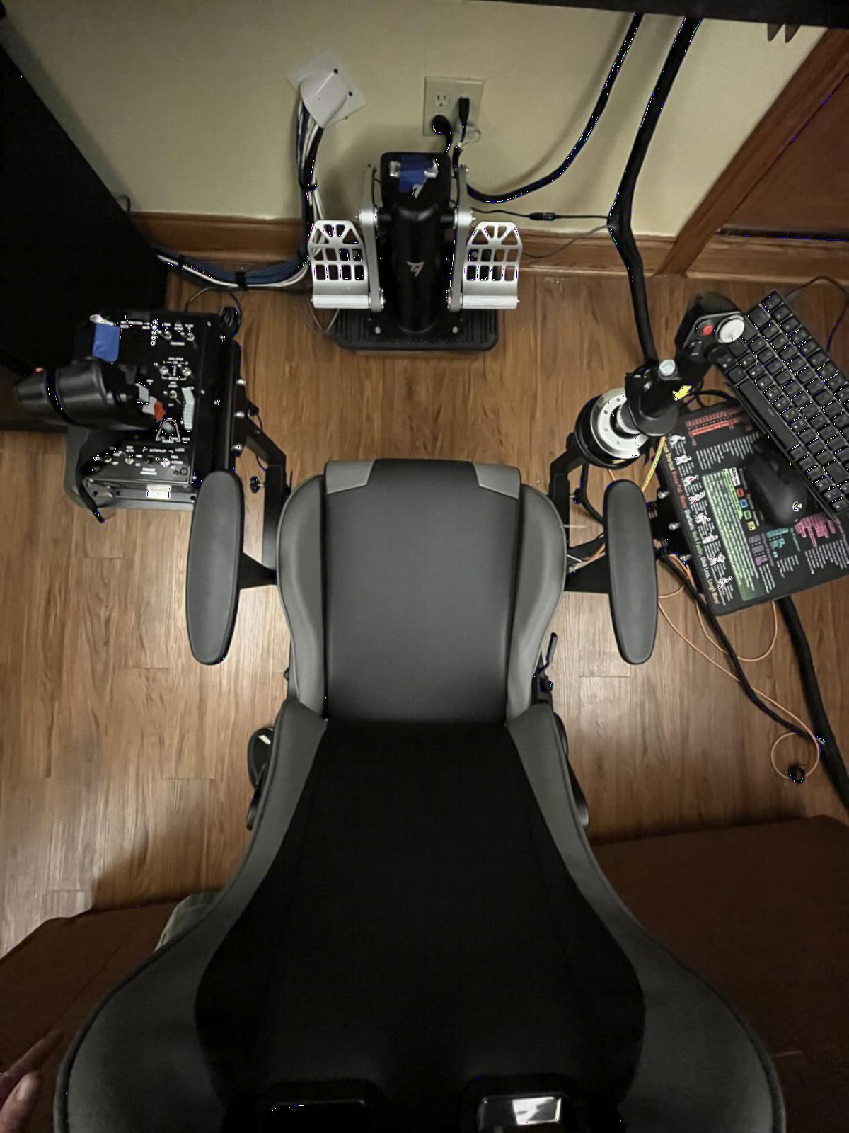Thrustmaster HOTAS Warthog A10 Replica Flight Stick & Throttle Set - PC | 1:1 A-10C USAF licensed replica, H.E.A.R.T sensors, dual-engine control, 55 programable buttons, 8-way hat, all-metal build customer photo 1