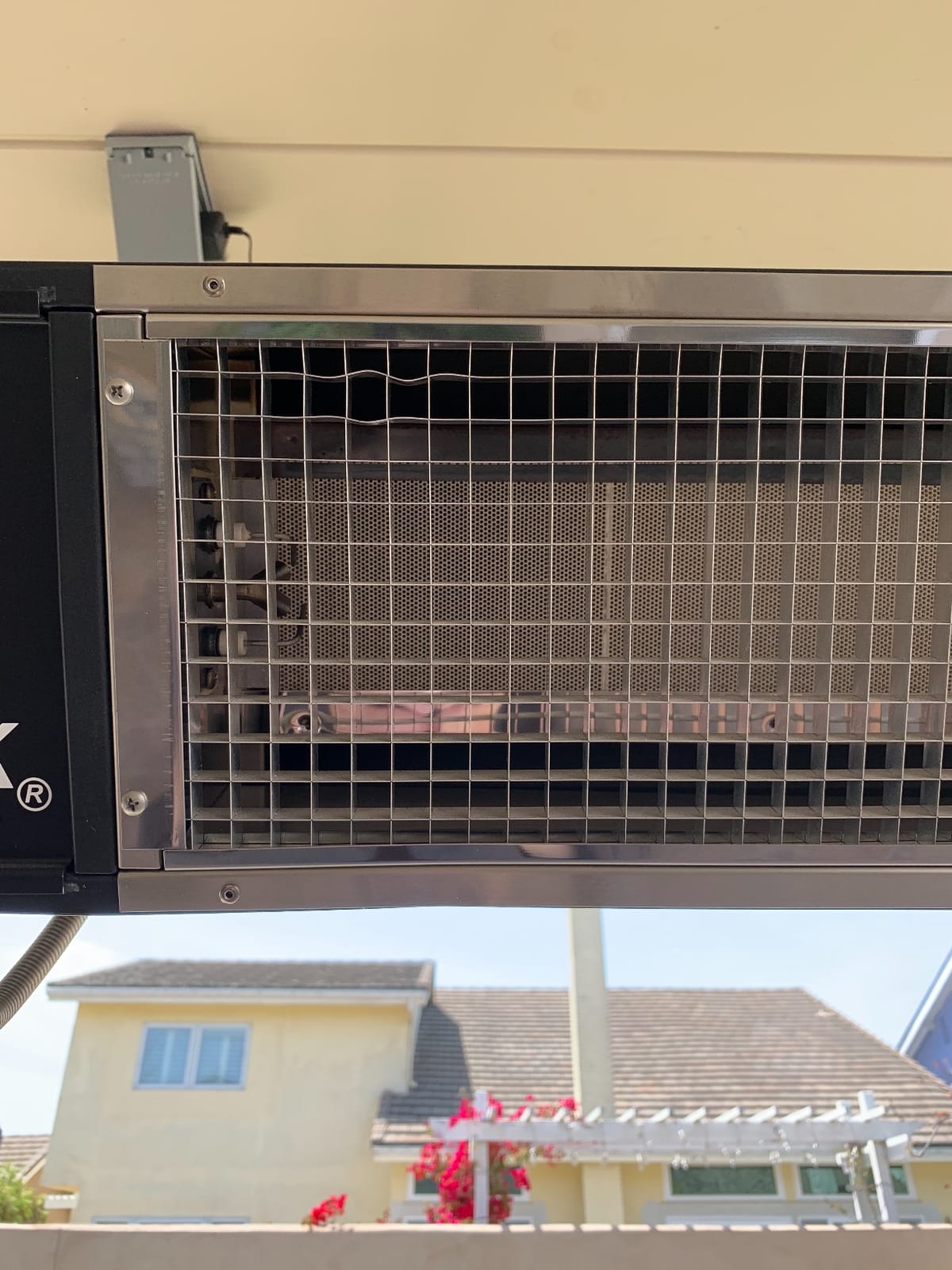 SunPak 25000 to 34000 BTU Two Stage Heater with Remote Control-Black Finish-Natural Gas Fuel Source customer photo 2