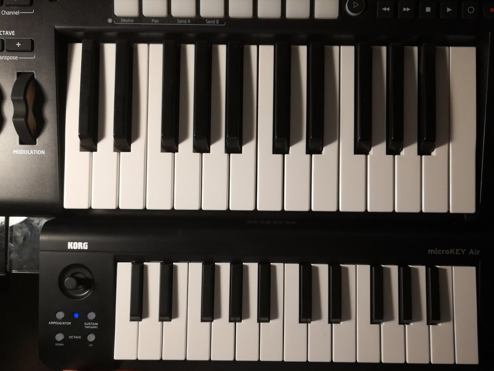 Korg MicroKEY Air 49 - Key Bluetooth & USB MIDI Controller customer photo 2
