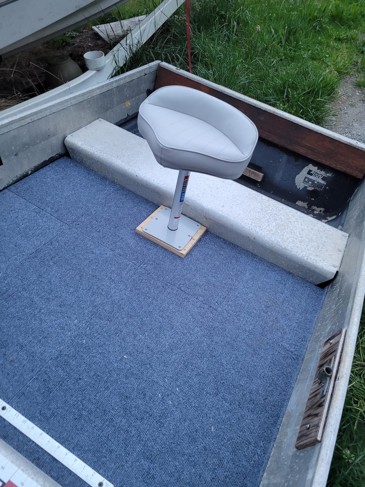 Attwood Casting Fishing Boat Seat - Gray Marine UV Vinyl customer photo 2