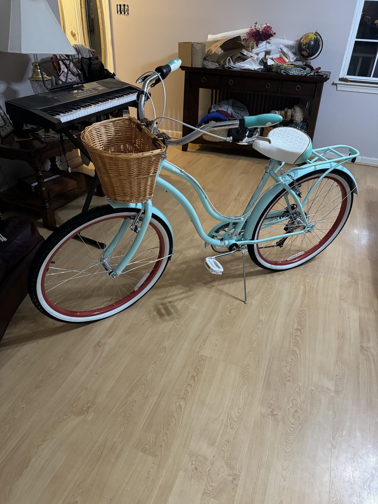 Schwinn Perla Cruiser Bike, 26 Inch Bike for Women and Men, 7-Speed Beach Cruiser Bicycle, Linear Pull Brakes, Comfortable Quilted Seat, Upright Riding Position, Adult Bicycle customer photo 2