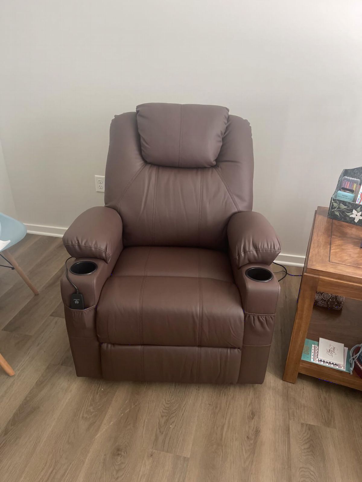 MCombo Power Lift Recliner Chair for Elderly 7040(Medium, Light Brown) | FSC Certified, Multiple Sizes, USB&Type C Charging Port, Cup Holders, Side Pockets, Faux Leather customer photo 1