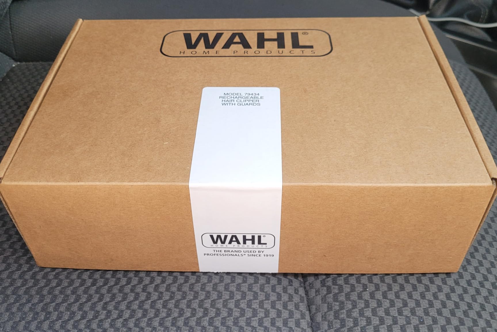 Wahl Clipper Rechargeable Cord/Cordless Haircutting & Trimming Kit | Cordless Haircutting, Trimming Long Beards & All Body Grooming, Use Plugged In Or Cordless customer photo 2