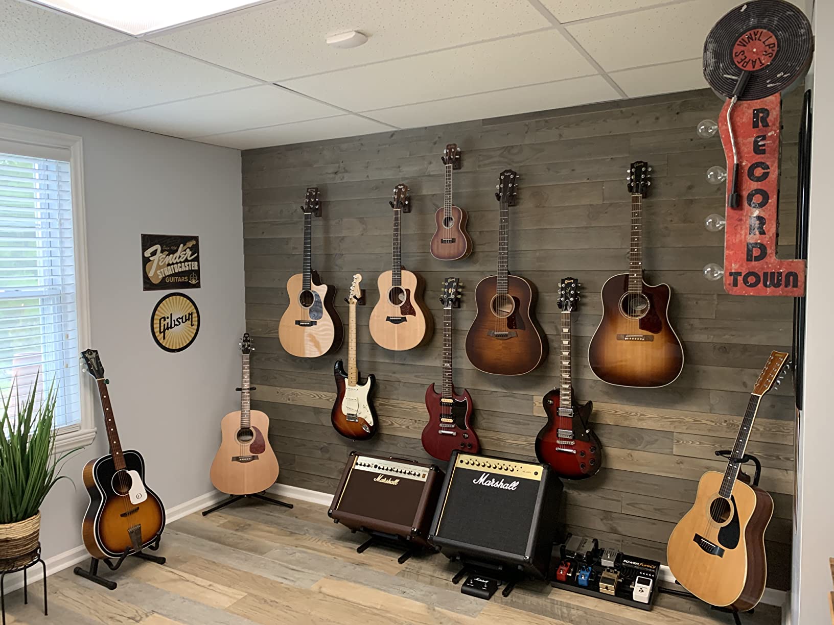 Marshall MG50GFX Combo Guitar Amp - Clean, Crunch, Overdrive Channels | Reverb/Delay Digital Effects | 3-Band EQ | 3.5 mm Headphones Out | 50W Output | Footswitch Included - Black customer photo 1