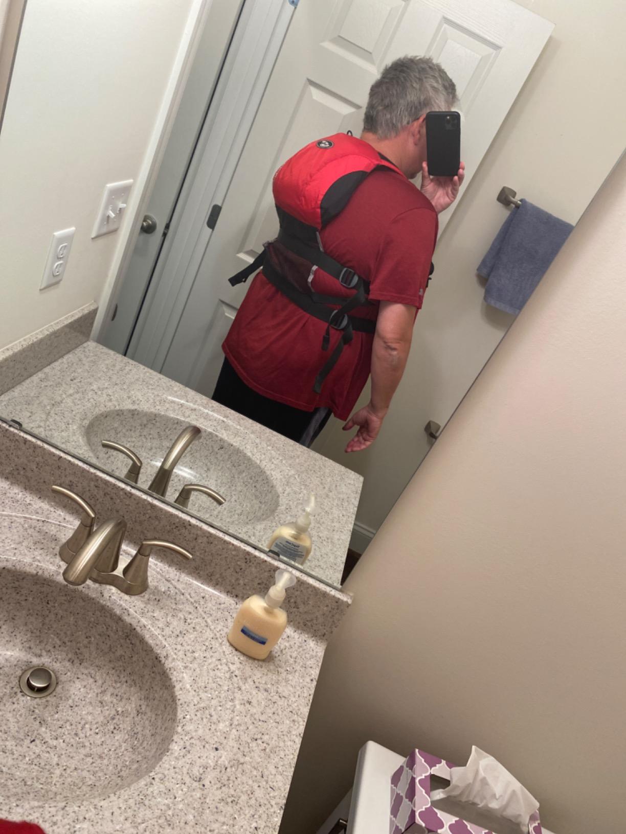 Stohlquist Piseas Lifejacket: USCGA Approved Type III PFD, Optimized Sizing, Dual Zippered Pocket, Multiple mounting Points (Grass Green, S/M) customer photo 2
