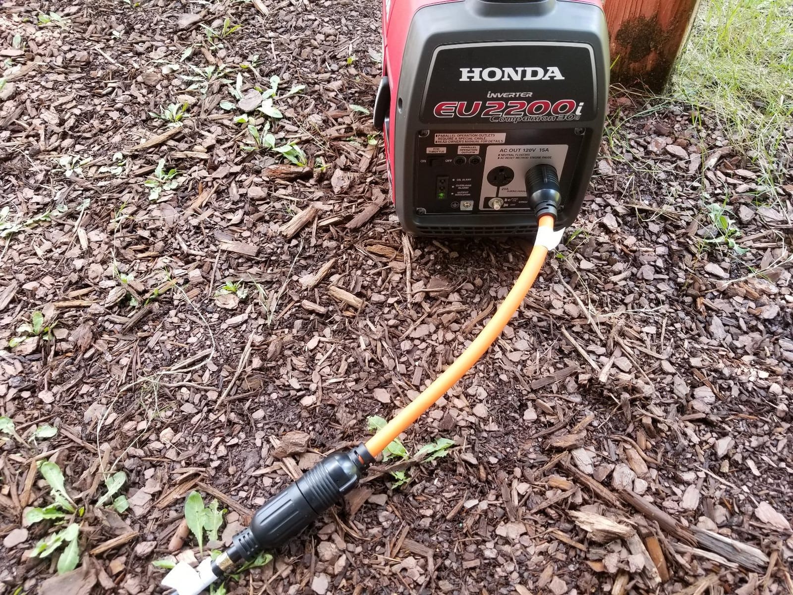Honda EU2200i Companion 2200 Watt Inverter Generator (EU2200ITAN1) - Super Quiet 120V Gas Powered Portable Generator for Camping or RV Backup Power Supply, Up to 8.1 Hour Run Time customer photo 2