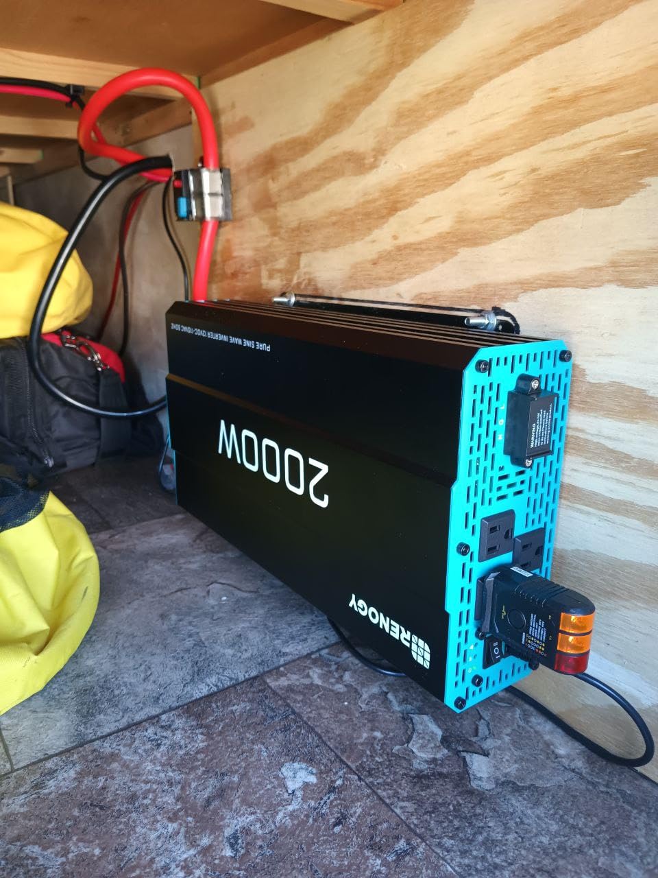 Renogy Rover 30A 12V/24V Auto DC Input MPPT Solar Charge Controller Parameter Adjustable LCD Display customer photo 2