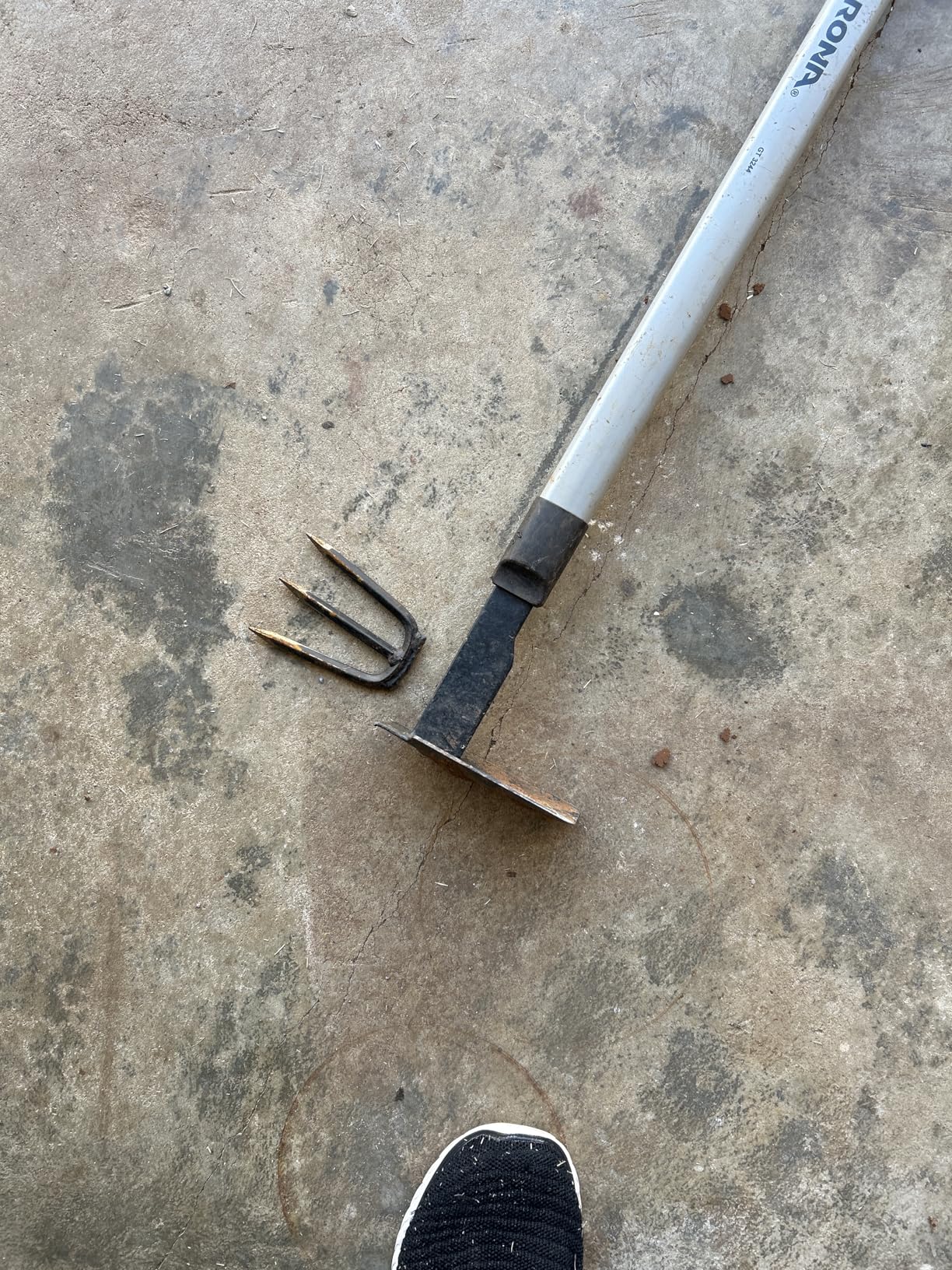 Corona GT 3244 Extended Reach Hoe and Cultivator, Red customer photo 1