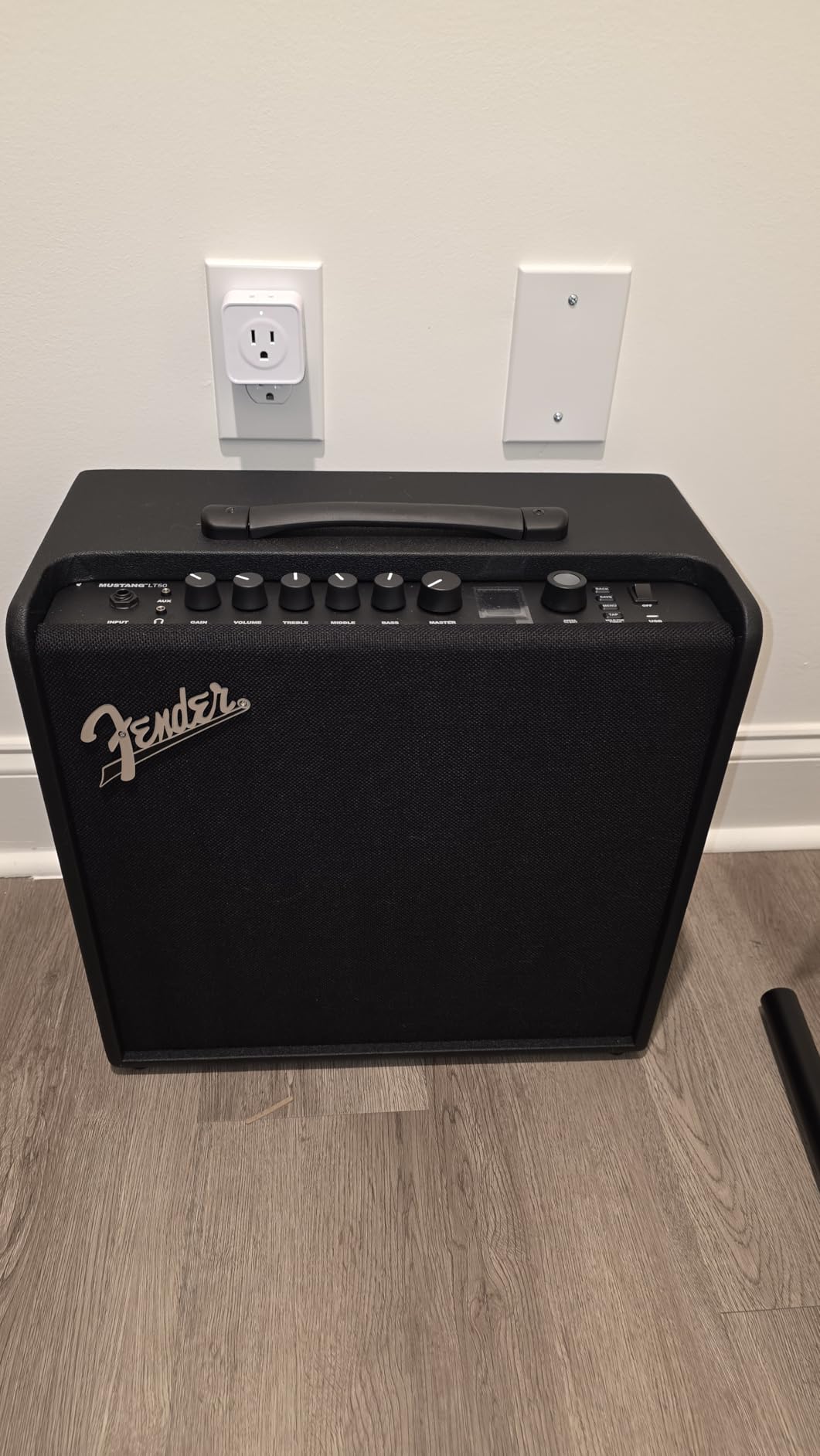 Fender Mustang LT50 Guitar Amp, 50 Watts, with 2-Year Warranty - 30 Preset Effects, USB Audio Interface customer photo 1