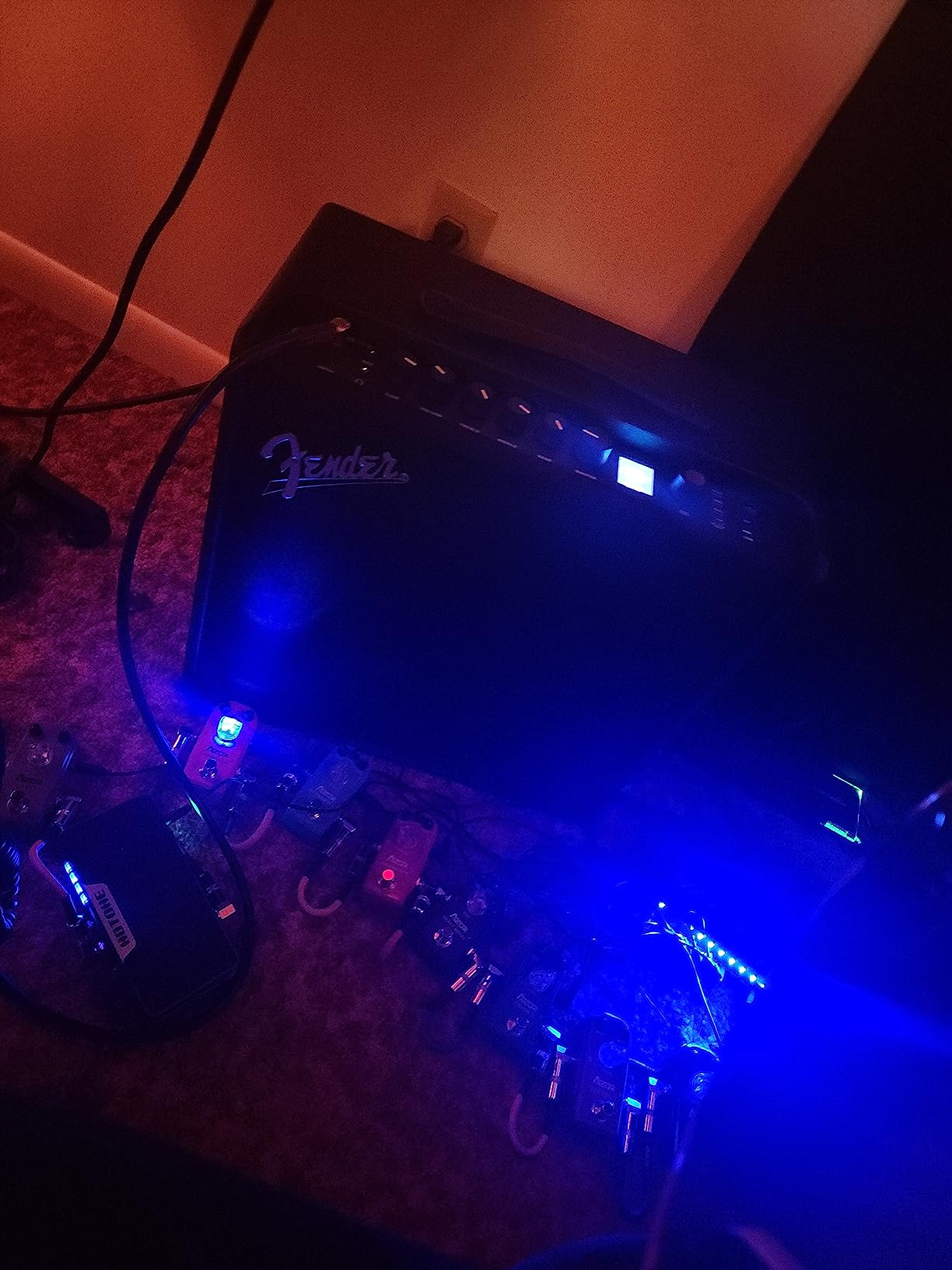 Fender Mustang LT50 Guitar Amp, 50 Watts, with 2-Year Warranty - 30 Preset Effects, USB Audio Interface customer photo 2
