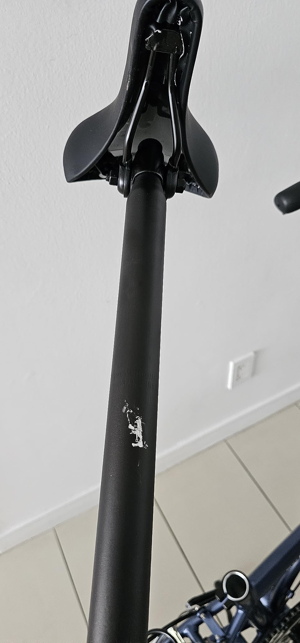 SUV D6 Folding Bike, Lightweight Aluminum Frame; 6-Speed Gears; 20