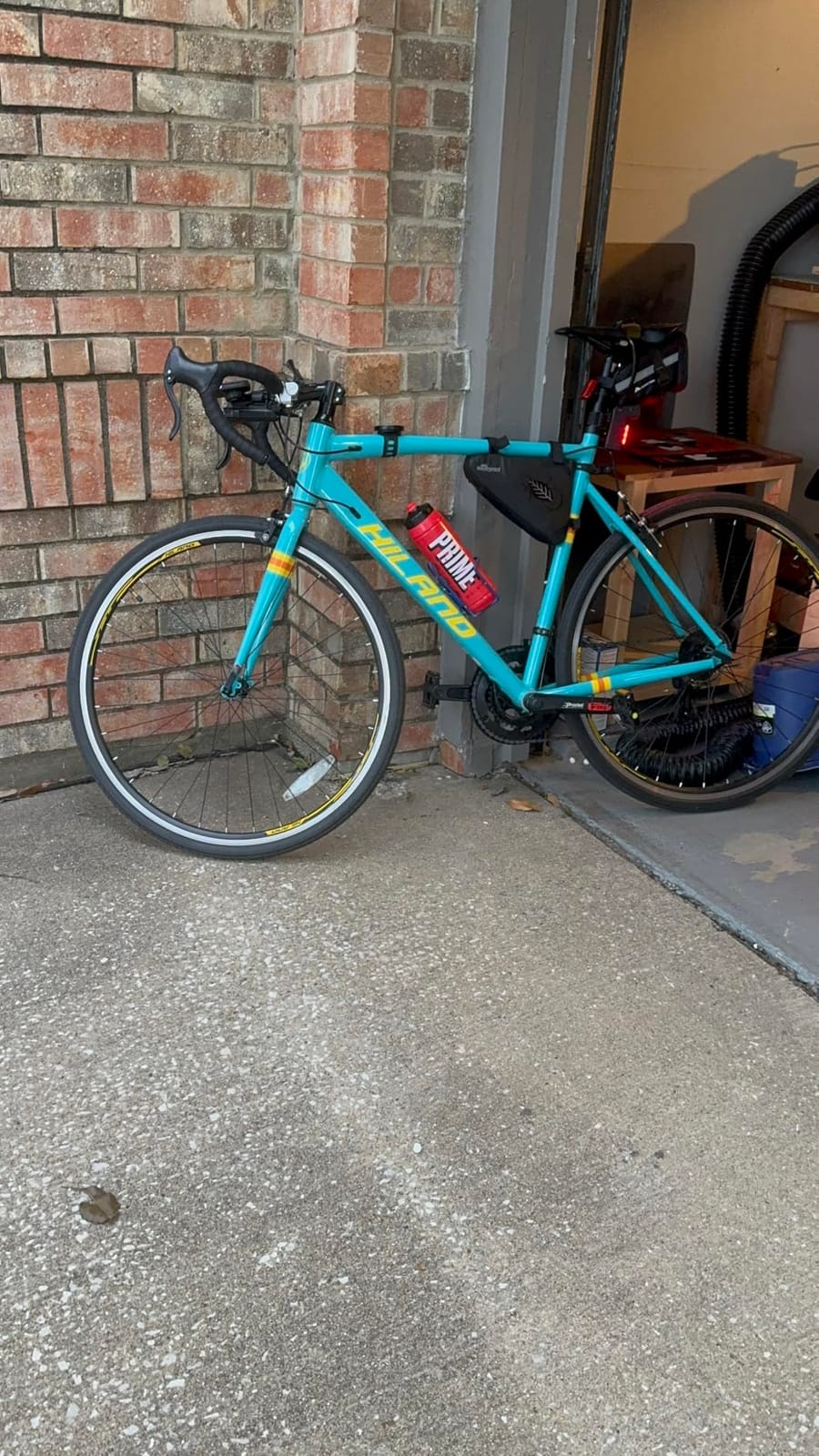 HILAND 700C Road Bike for Adults, 14 Speeds Racing Bicycle for Men Women | Lightweight aluminum frame, 14-speed drivetrain, caliper brakes, 700C wheels, urban commuting, S/M/L frame options customer photo 2