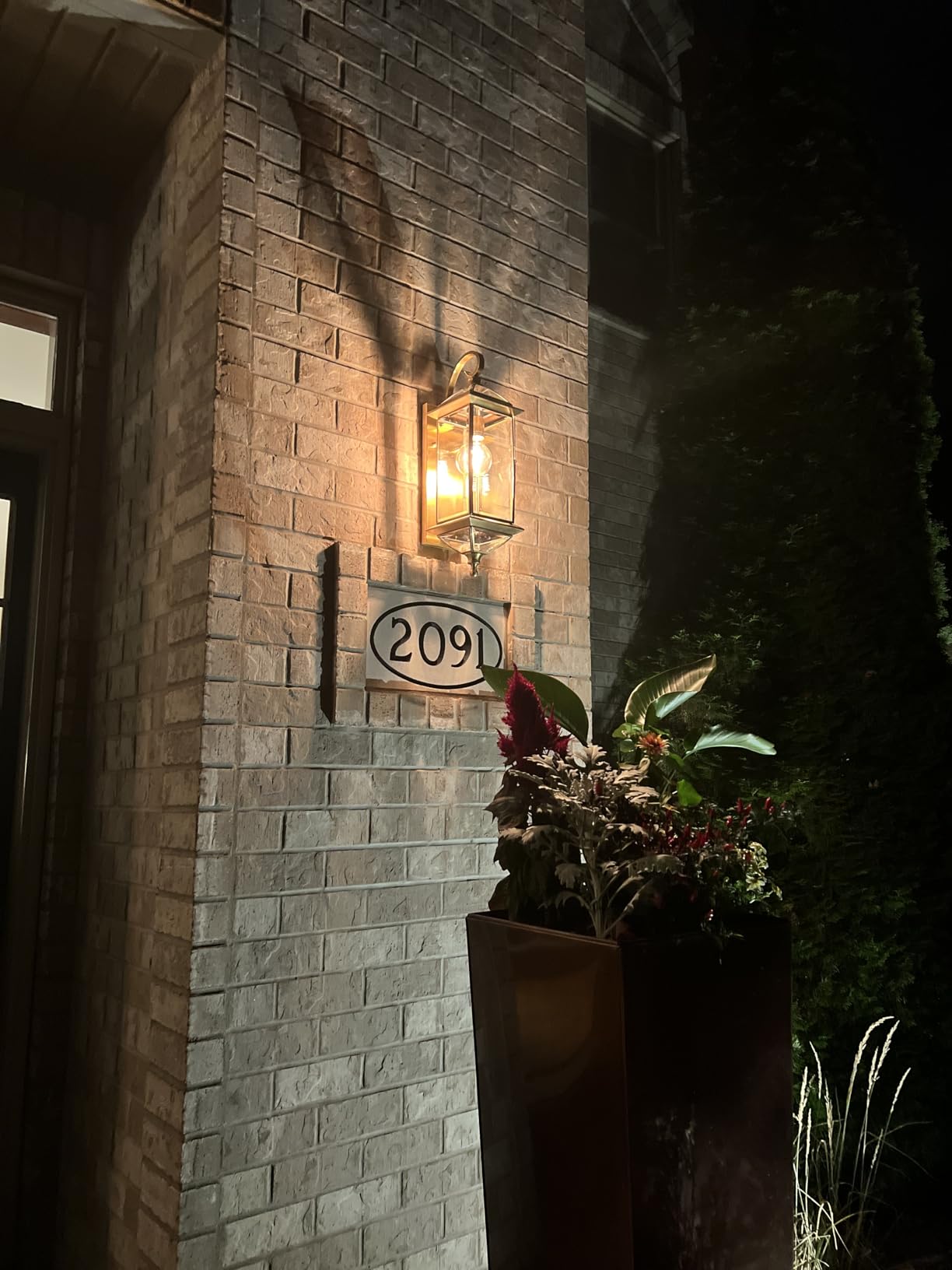 Solid Copper Outdoor Wall Light, 18.5-Inch Oil Rubbed Bronze Porch Lantern with Clear Beveled Glass, E26 Base customer photo 2