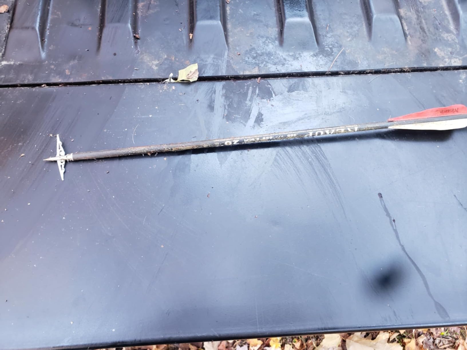 Killer Instinct Lethal 405 Crossbow Pro Package with 4x32 Scope, Rope Cocker, String Suppressors, 3-Bolt Quiver, 3 Hypr Lite Bolts and Field Tips customer photo 2