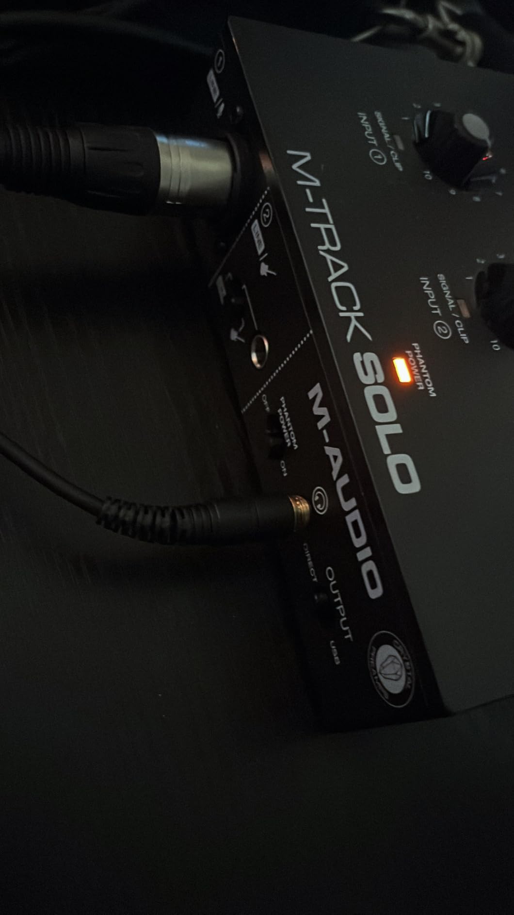M-AUDIO M-Track Solo USB Audio Interface for Recording, Streaming and Podcasting with XLR, Line and DI Inputs, Plus a Software Suite Included customer photo 1