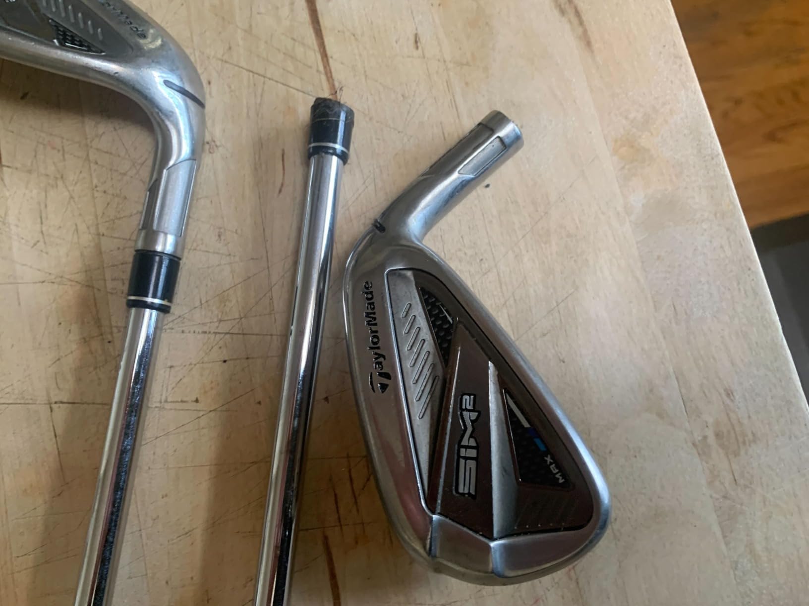 TaylorMade Men SIM2 Max Golf Clubs Iron Set customer photo 1