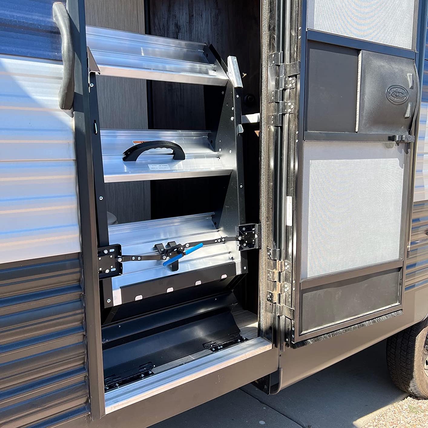 MORryde - STP-206 Step Above 2nd Generation RV Entry Step customer photo 1