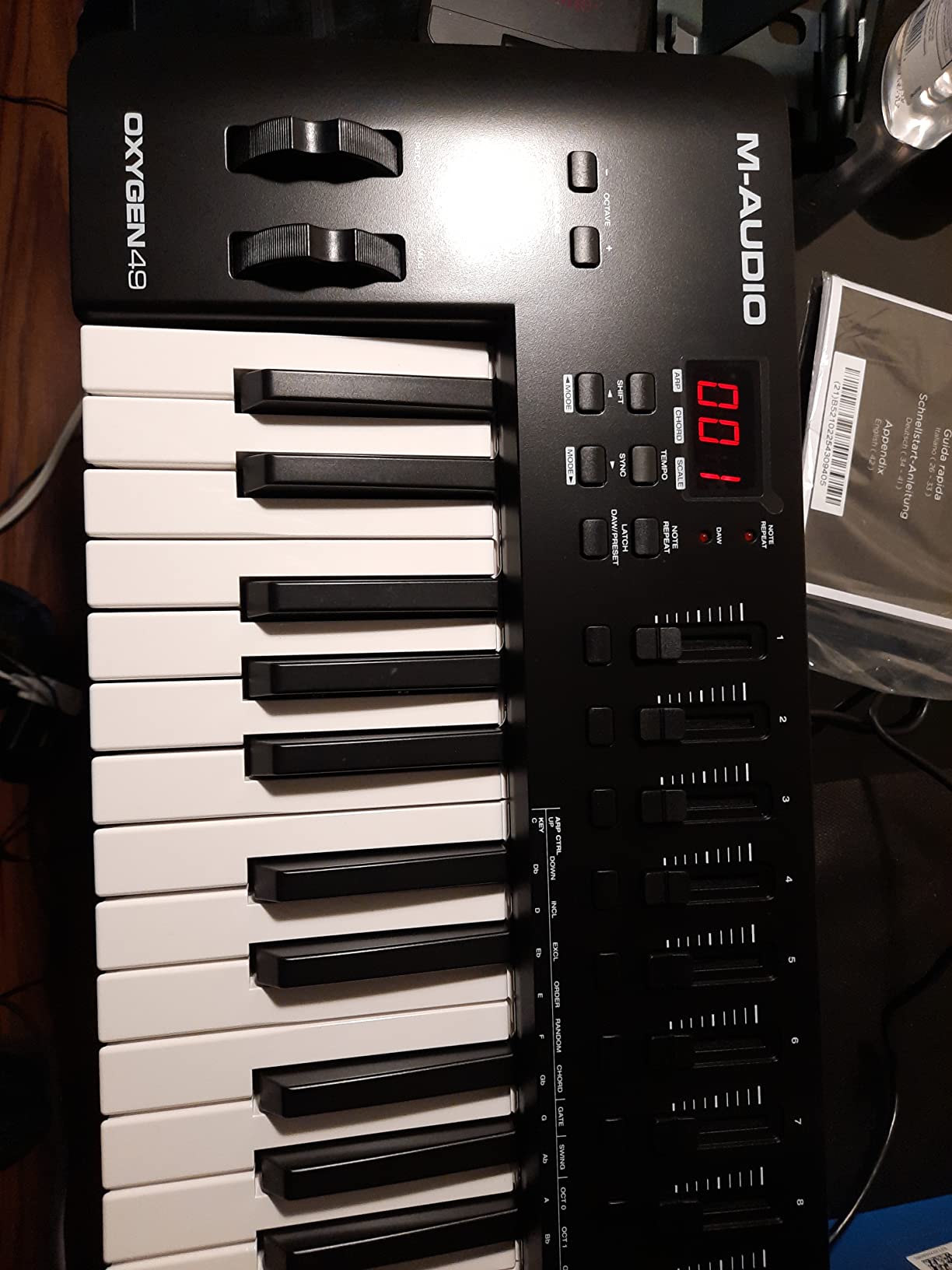 M-AUDIO Oxygen 49 MKV USB MIDI Keyboard Controller | 49 Velocity-Sensitive Keys, 8 Beat Pads, 8 Knobs, 9 Faders, and Bundled DAW Recording Software customer photo 2