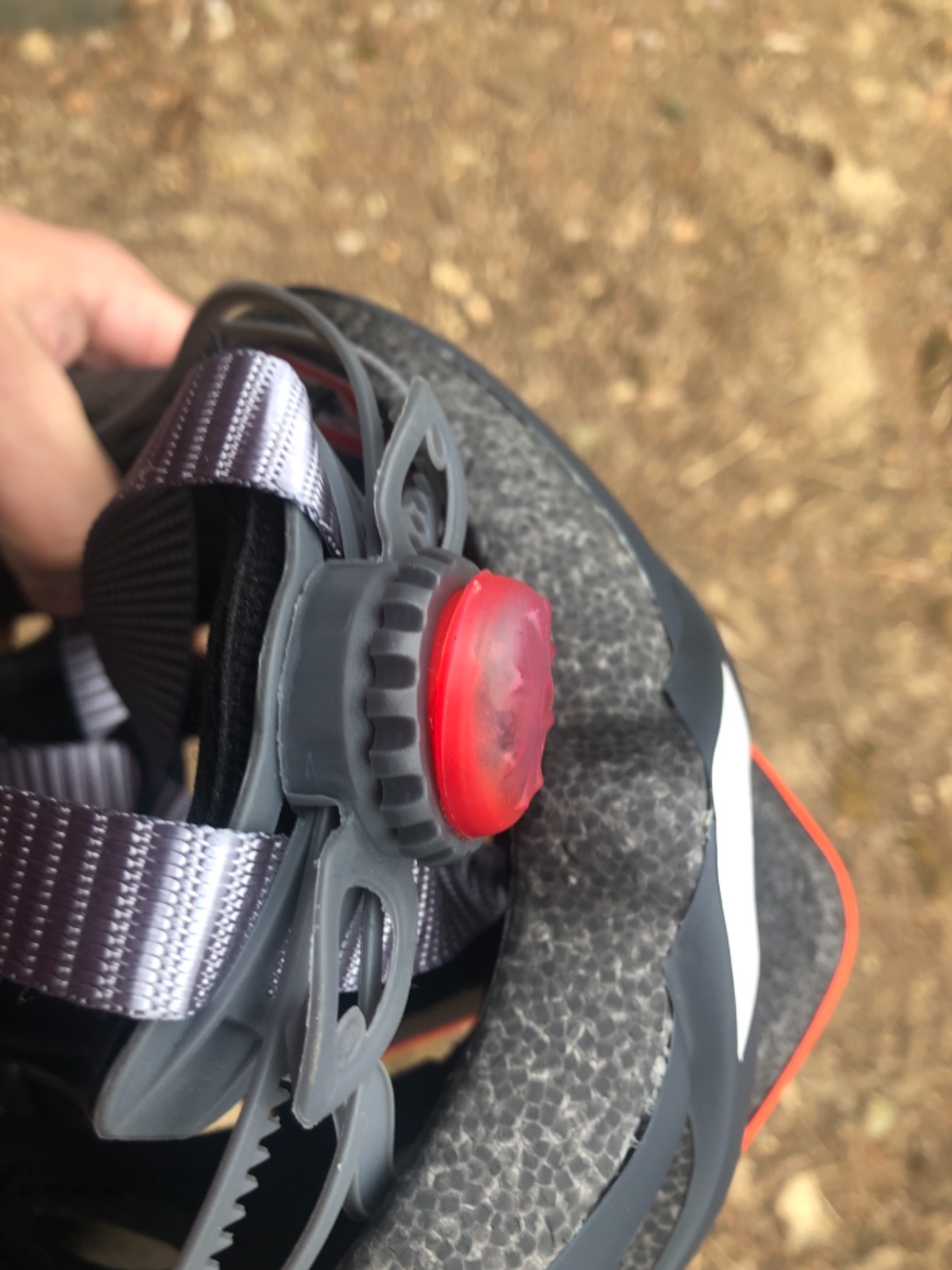 Retrospec Silas Road Bike Helmet with 24 Air Vents & Built-in LED Safety Light customer photo 2