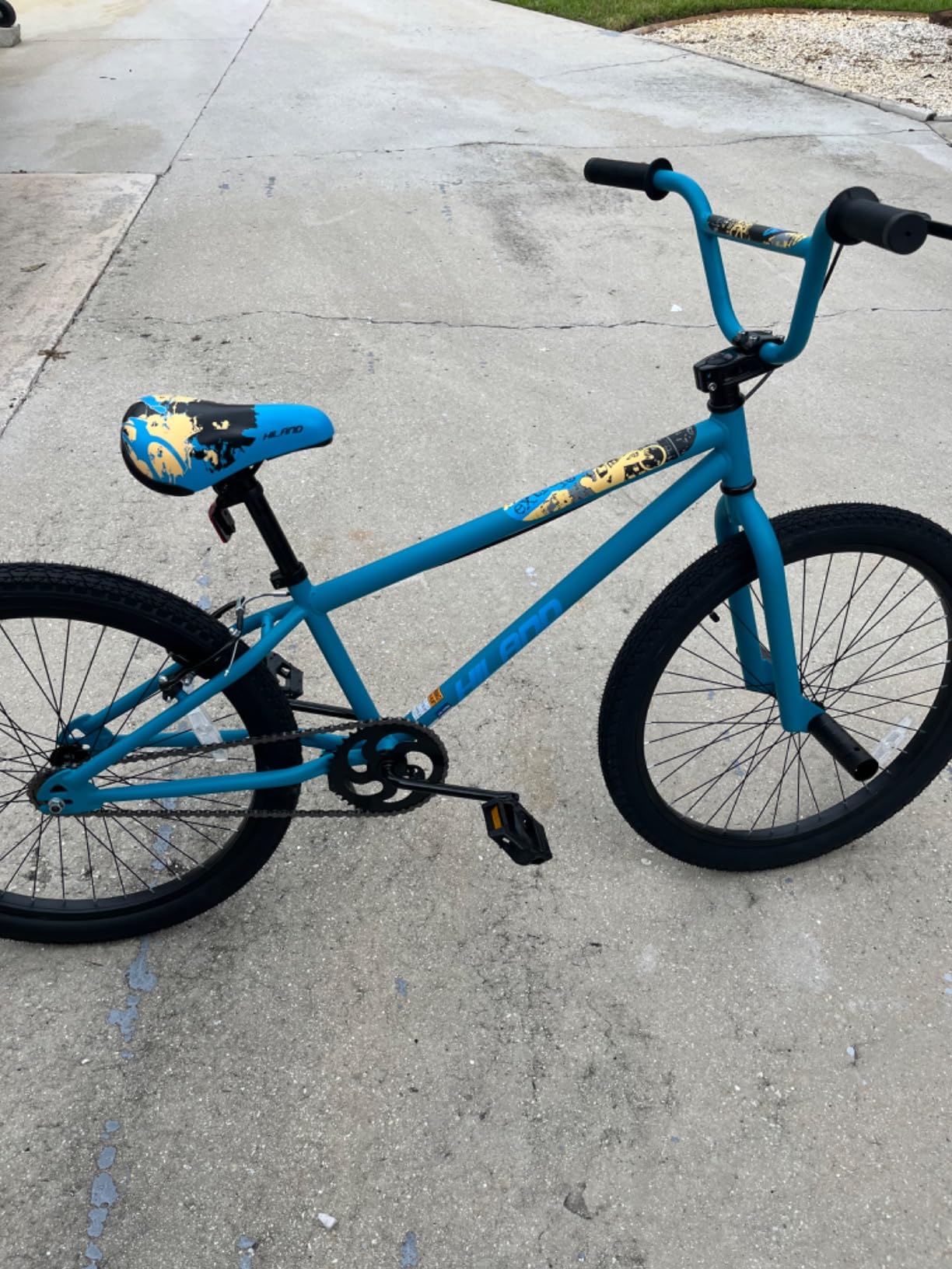 Hiland 24 26 inch BMX Bike for for Teen Bike and Adult Bikes, Beginner-Level BMX to Advanced Riders with 2 Pegs, Bicycles for Men and Women, Multiple Colors customer photo 1