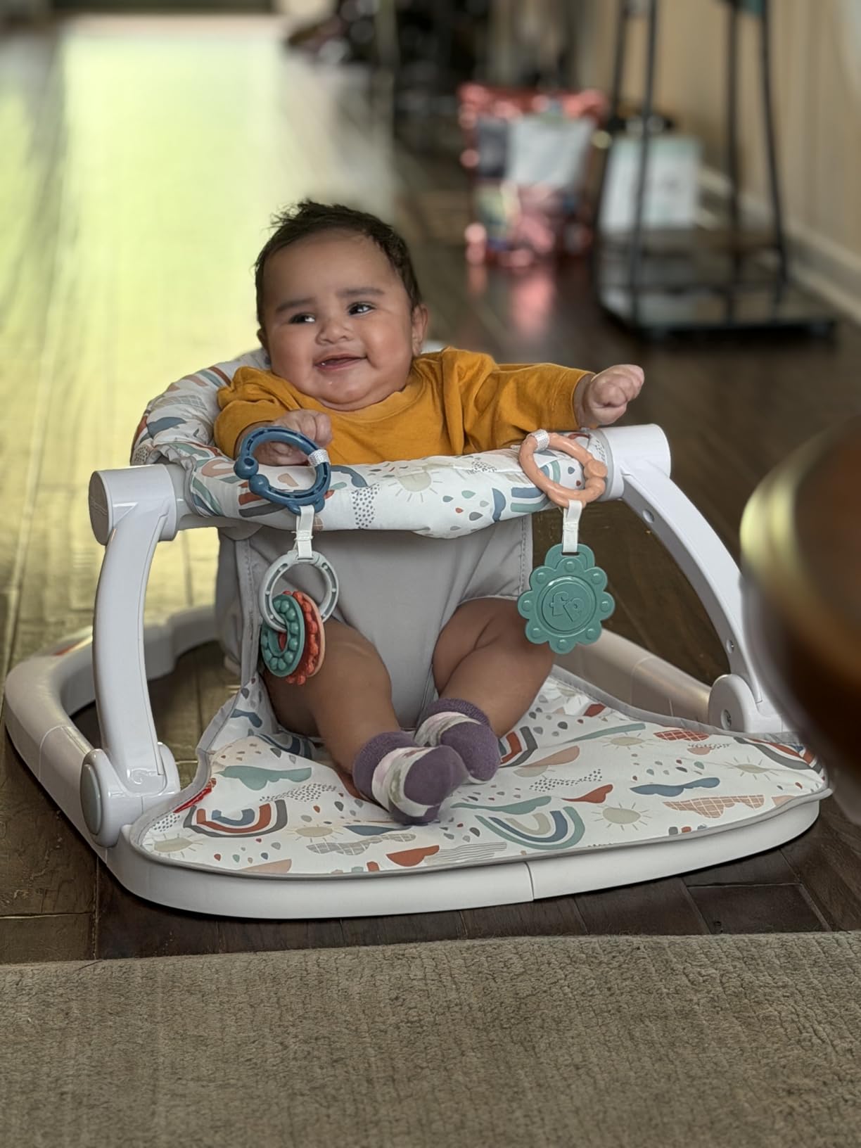 Fisher-Price Portable Baby Chair Sit-Me-Up Floor Seat with Developmental Toys & Machine Washable Seat Pad, Starlight Bursts customer photo 2