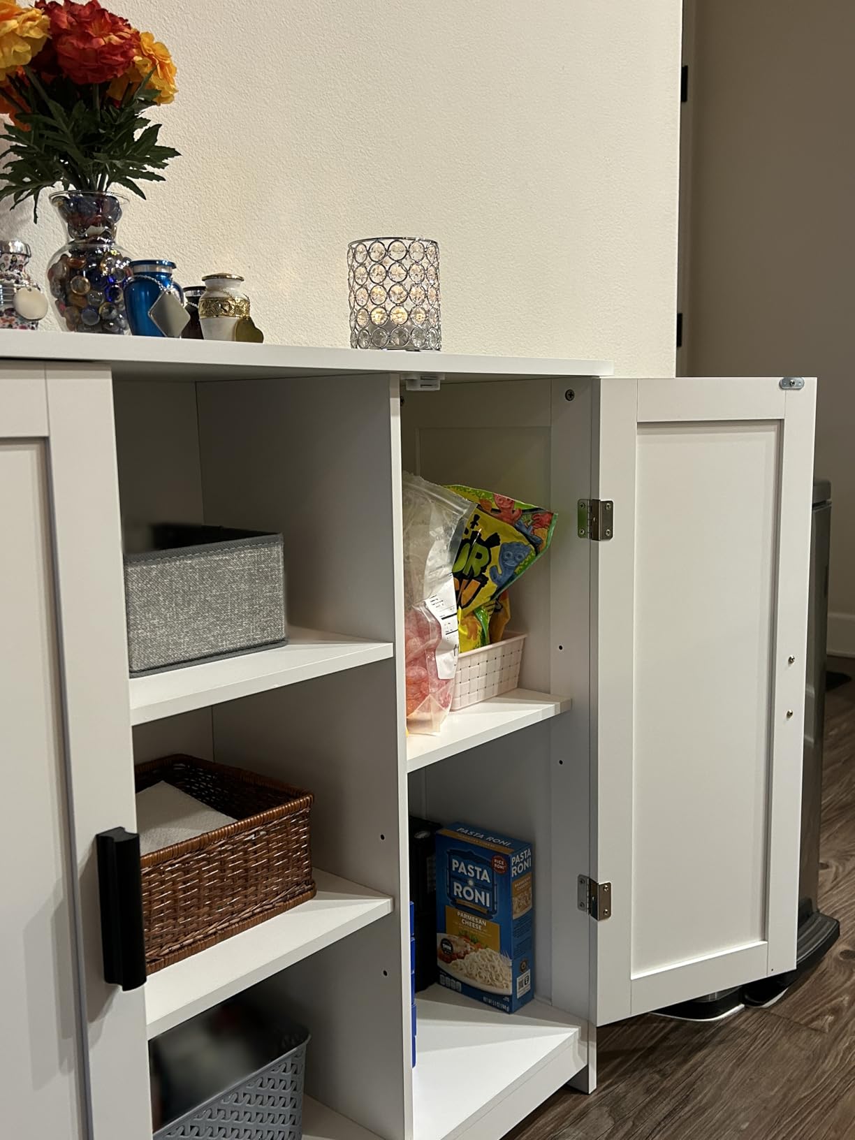 Iwell Storage Cabinet with 2 Doors and 4 Storage Shelves, Buffet Cabinet, Bathroom Cabinet for Living Room, Entryway, Home Office, White customer photo 2