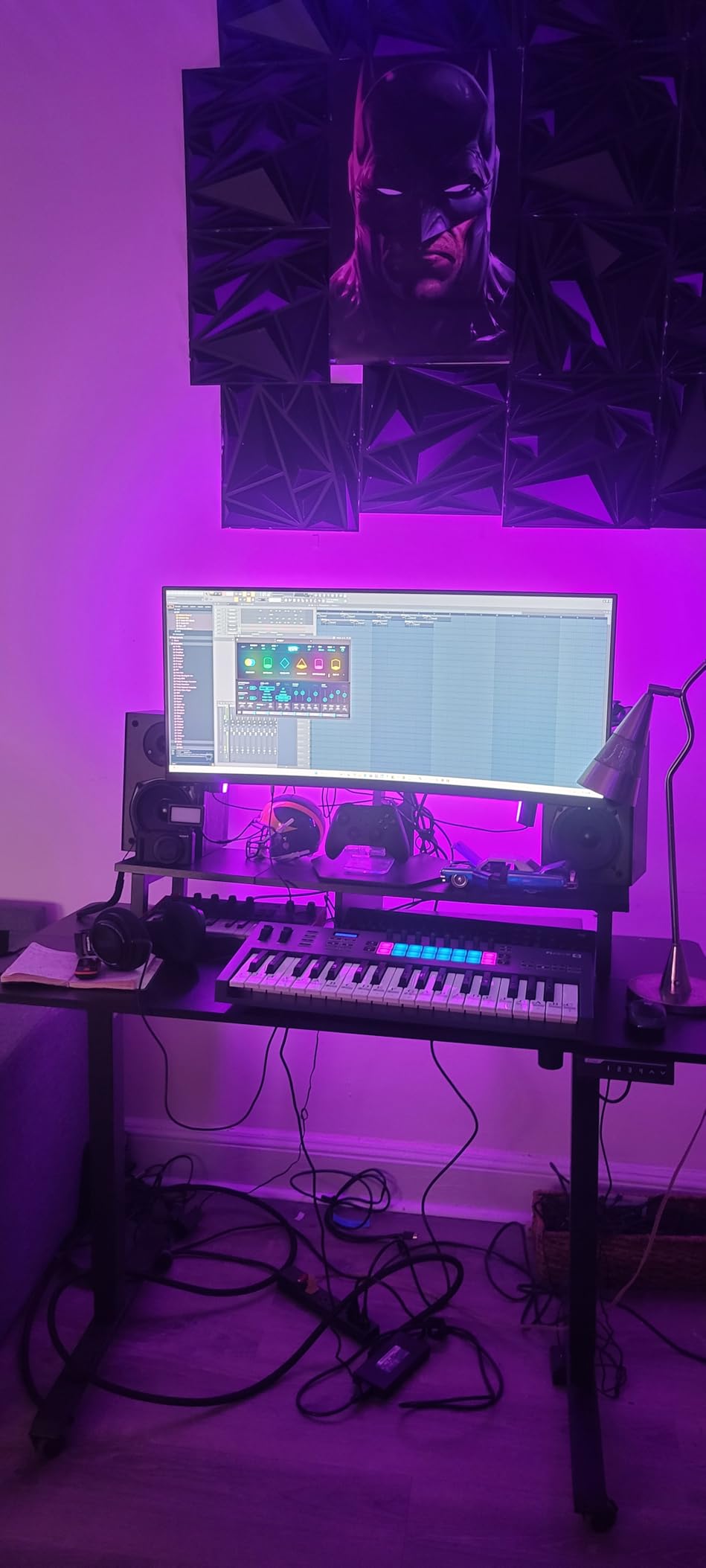 Novation FLkey 49 USB MIDI Controller Keyboard | USB-C, 49 Semi-Weighted Keys, 16 Pads, Faders, 8 Encoders, Pitch/Mod Wheels, Scale Mode, 5-Pin MIDI Out, FL Studio customer photo 1