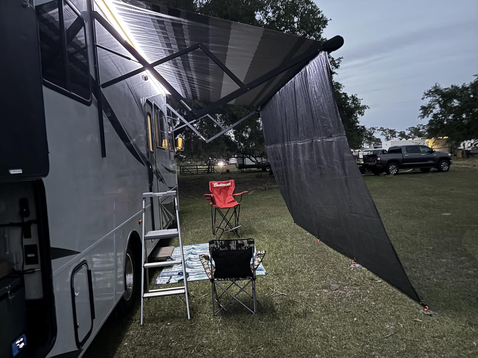 RV Awning Shade Screen with Zipper 9' x 15'3'' | RV Sun Shade Screen for Awning, 600D Oxford Top + Mesh Bottom, RV Shade Complete Kits for Trailer Camper customer photo 2