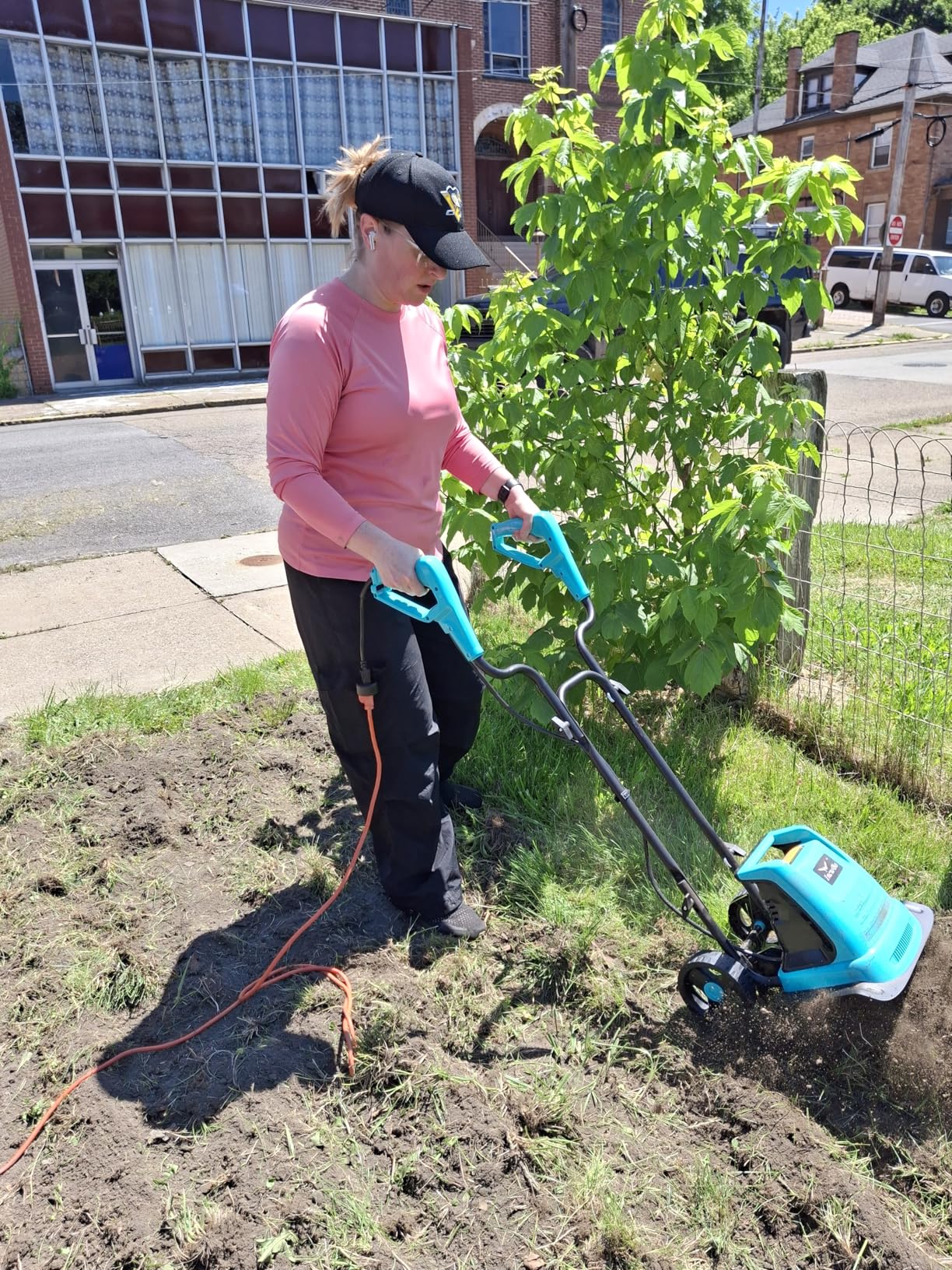 12'' 10.5AMP Corded Electric Garden Roto Tiller Cultivator Powerful | Electric front tine tiller lightweight, Metal baffle, Overload protected, Tills hard clay soil smooth, Easy (dis)assemble customer photo 2