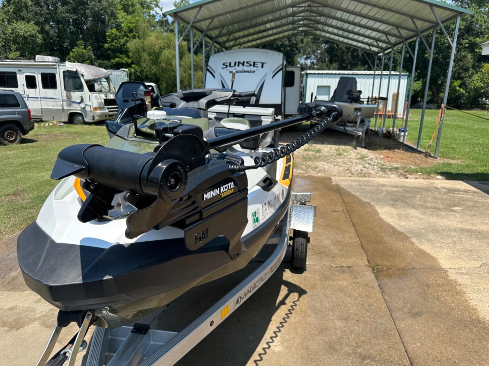 Minn Kota Terrova Bow-Mount Electric Trolling Motor with GPS, Spot-Lock - 55 Lb. Thrust, 54 In. Shaft, Freshwater customer photo 2