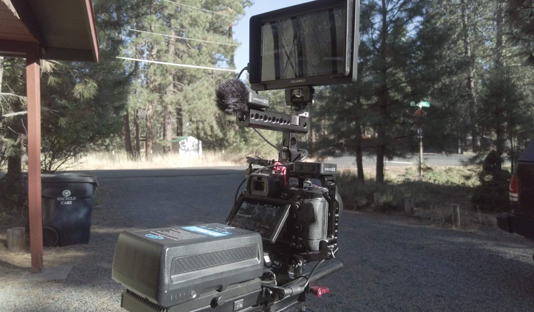 RODE Wireless PRO Compact Wireless Microphone System with Timecode, 32-bit Float On-board Recording, 2 Lavalier Microphones and Smart Charge Case for Filmmaking and Content Creation | 32-Bit Float Onboard Recording, Timecode, Series Iv 2.4ghz, 32GB Tx Memory customer photo 1