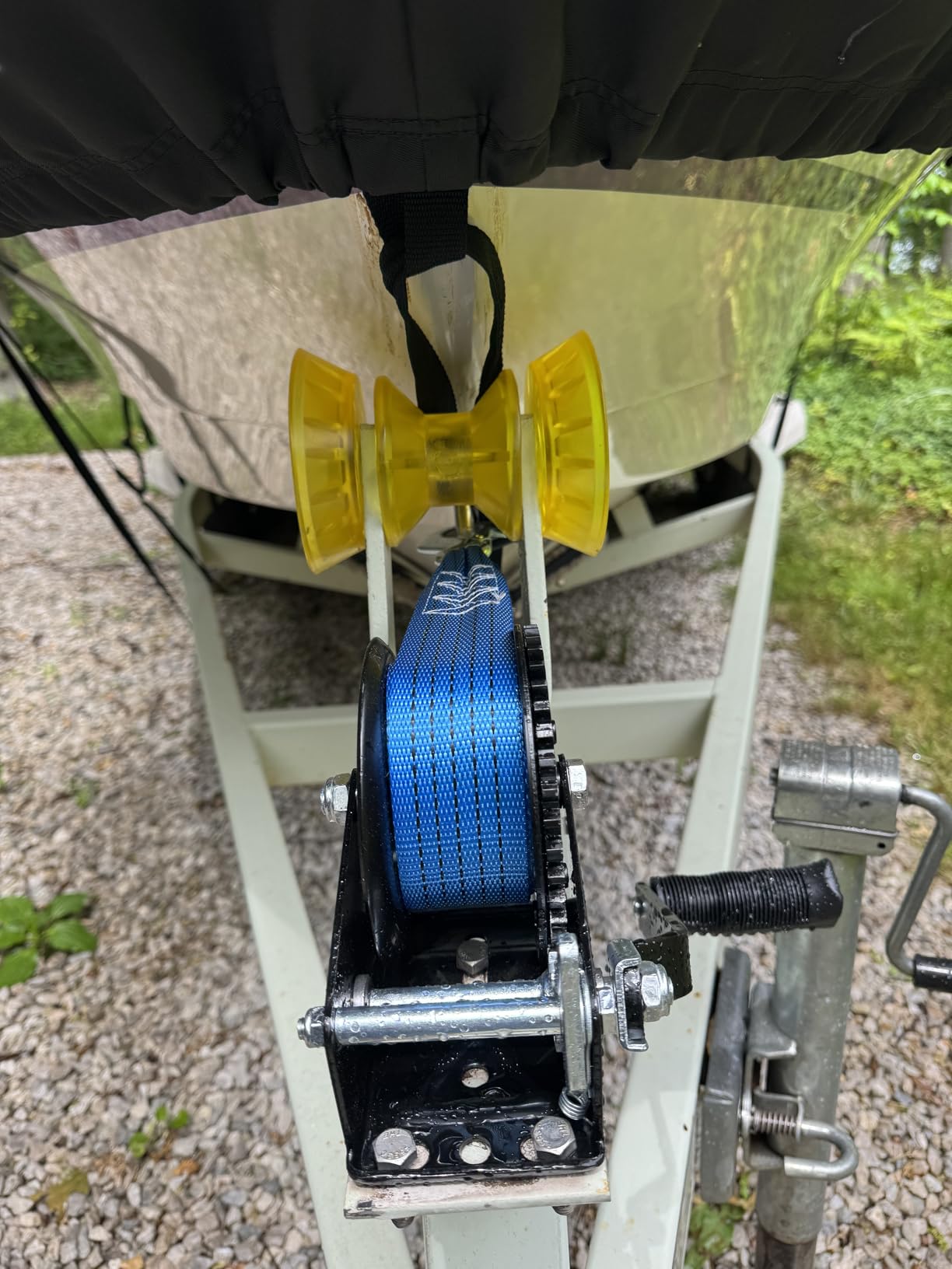 1600lbs Heavy Duty Boat Trailer Winch with 26FT Strap, 2-Way Ratchet & 4:1 Gear Trailer Winch, Portable Hand Crank Winch for Boat, Truck, Trailer, RV, ATV, Jet Ski customer photo 2