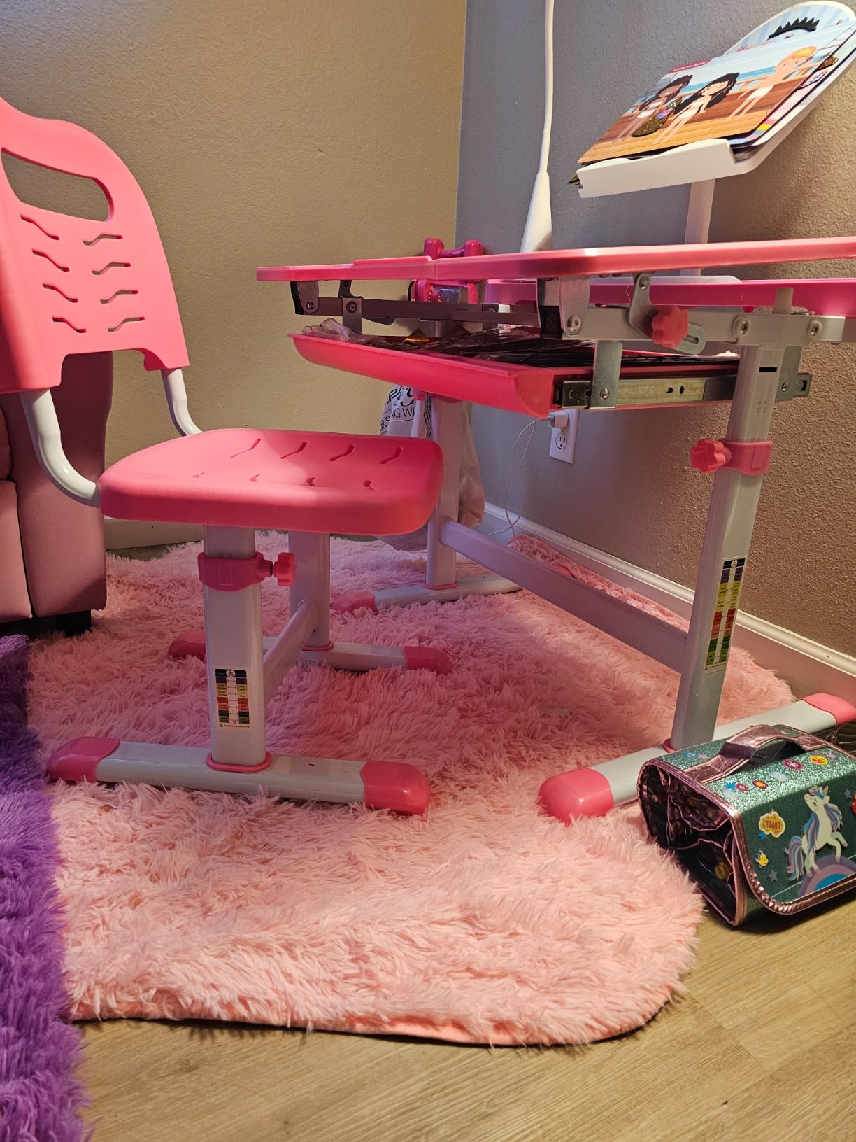 Diroan Kids Desk and Chair Set with LED Light, Height-Adjustable for Age 7+ | Ergonomic, Large 0-45 degree desk, Sturdy steel frame, Storage drawer, Bookstand, Metal hook customer photo 2