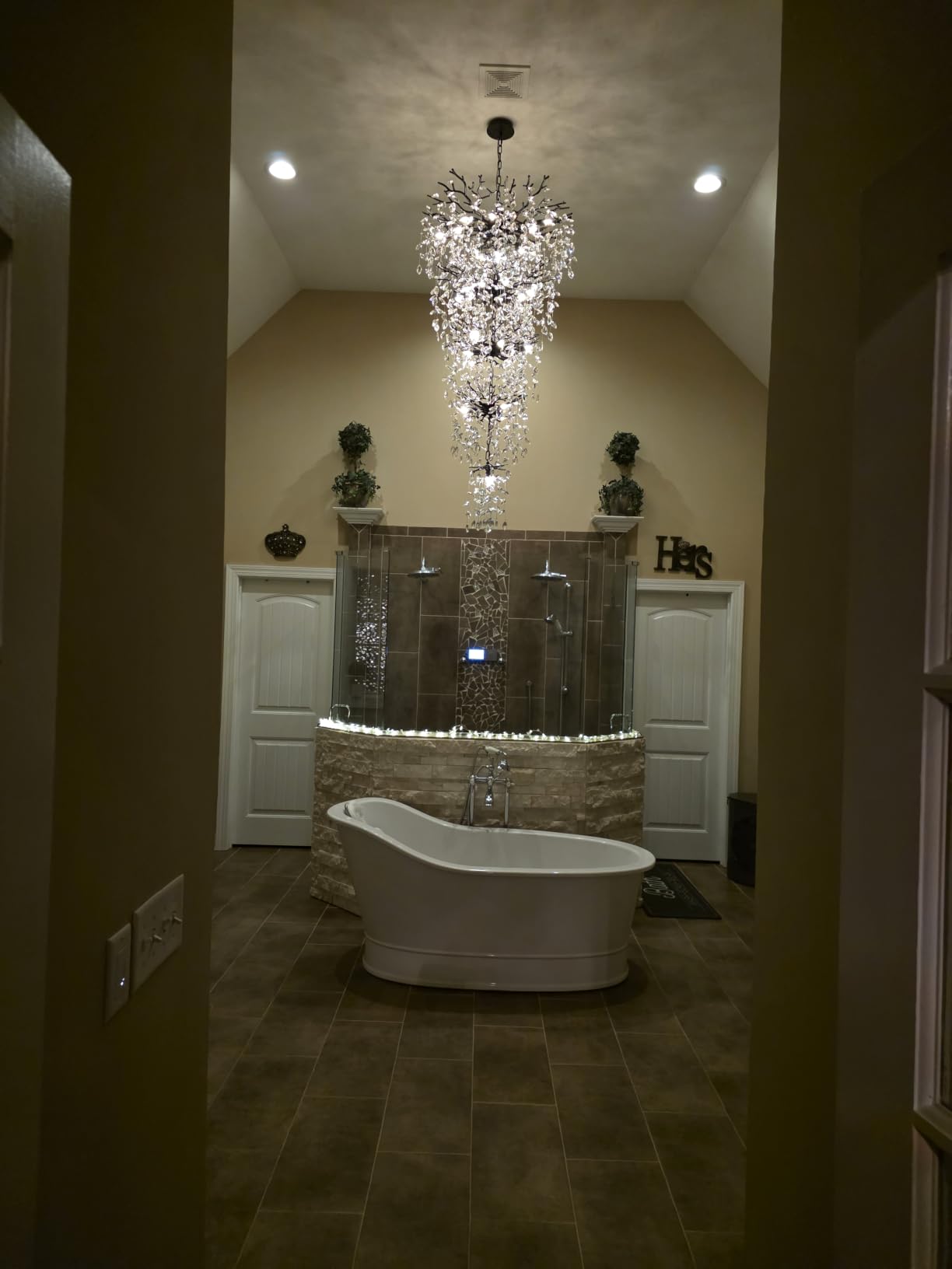 118 inch Large Crystal Chandeliers for High Ceilings 28-Light Silver Tree Branch Chandelier customer photo 1