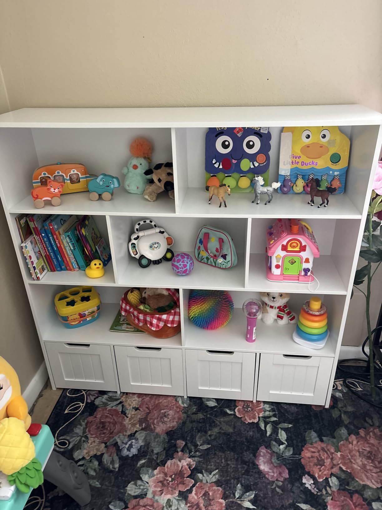 FINETONES Toy Storage Organizer, Kids Bookshelf with 4 Movable Chests and 7 Storage Cubes, Toy Chest Storage with Hidden Wheels, Toy Organizers and Toy Storage, White customer photo 2