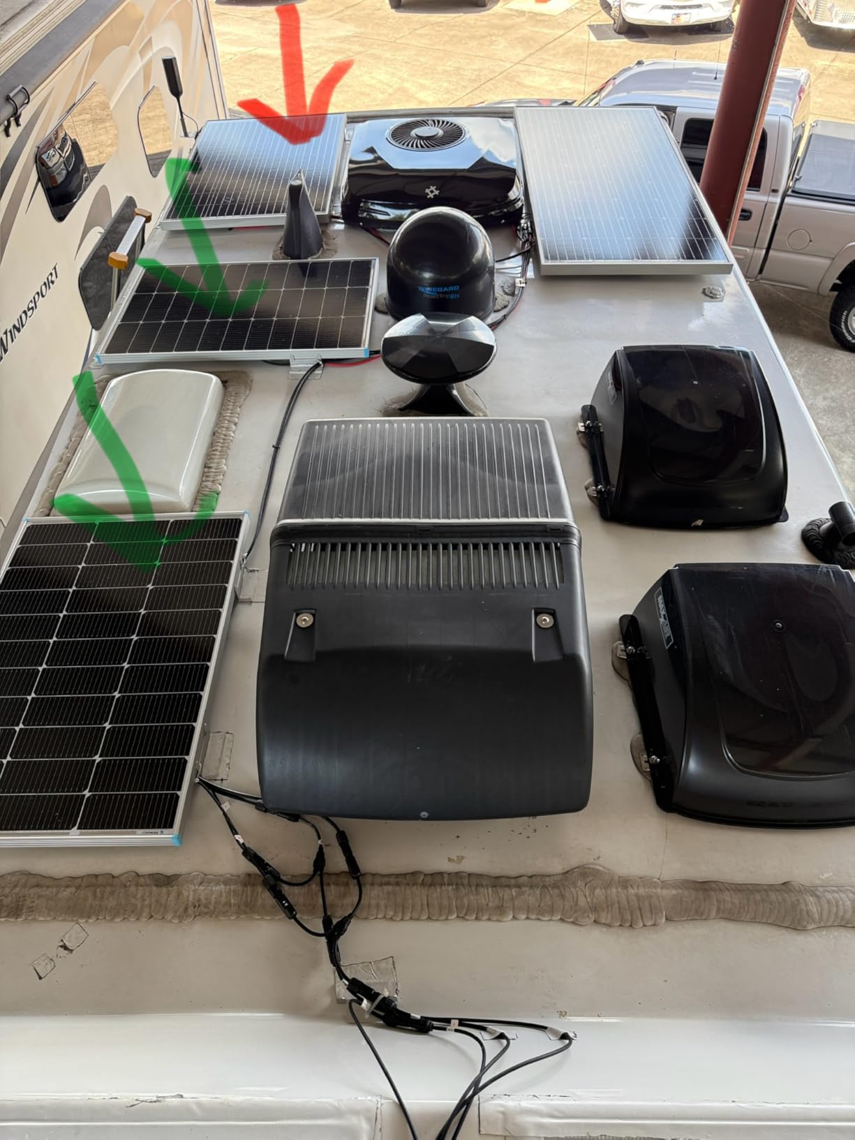 Renogy 100W Solar Panel N-Type, 12V 100 Watt Solar Panel 16BB 25% High-Efficiency, N-Type Solar Panels for RV Marine Boat Trailer Camper Rooftop Farm and Other Off-Grid System customer photo 1