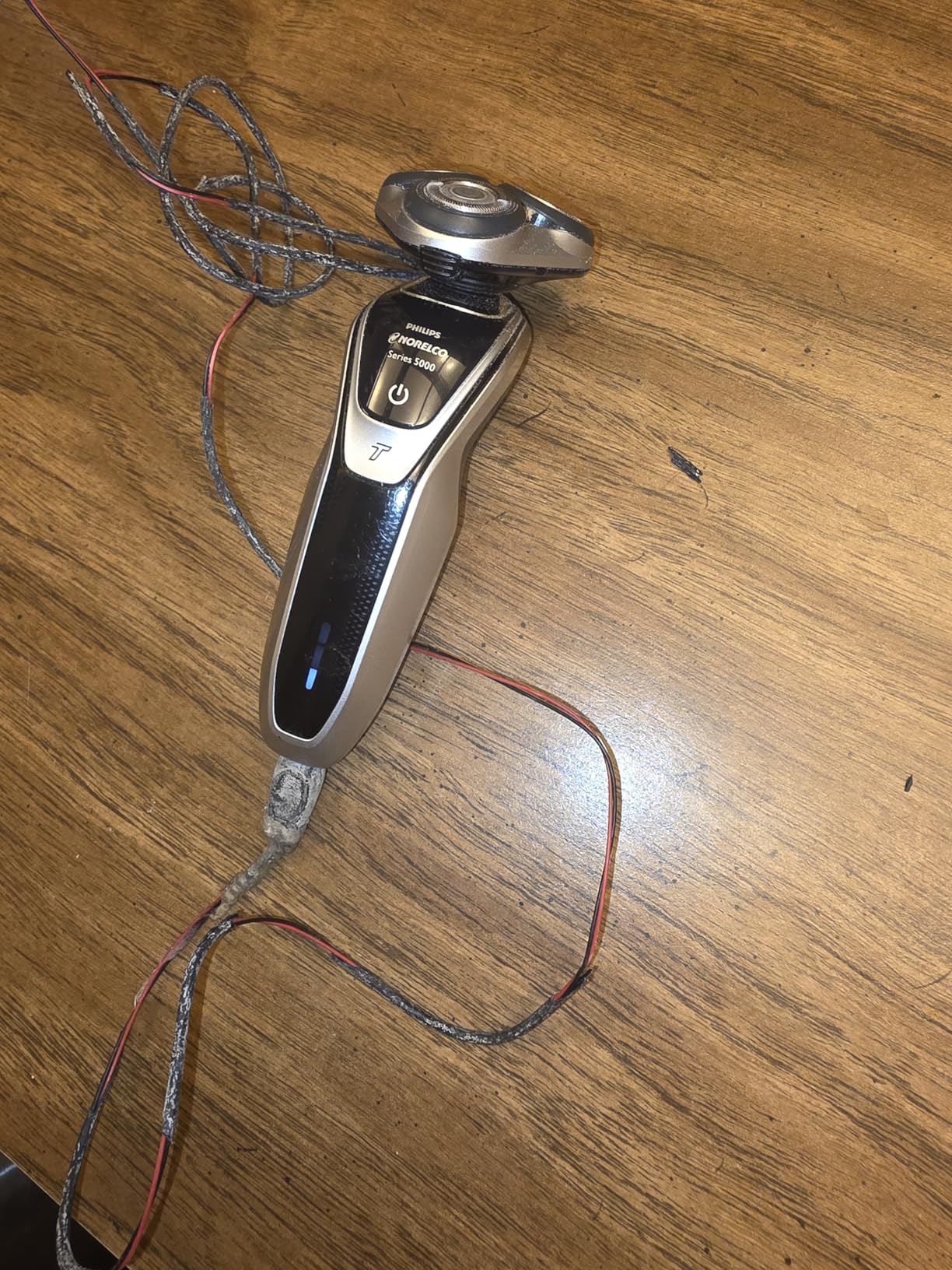 Philips Electric Shavers for Men, Rechargeable Wet/Dry Electric Shaver with SenseIQ Technology, Cordless Electric Razors for Men with Pop-up Trimmer, Travel Case customer photo 1