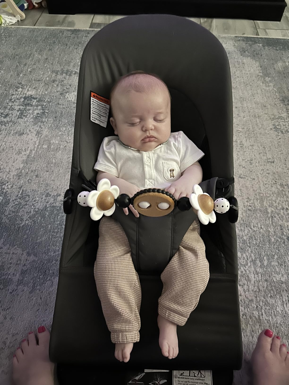 BabyBjorn Bouncer Balance Soft, Light Beige, Woven/Jersey, Tri-Fabric | 2-in-1 Adjustable Baby Bouncer Seat and Toddler Chair, Newborn to Toddler (8-29 lbs), 4 Positions, Lightweight & Portable customer photo 2