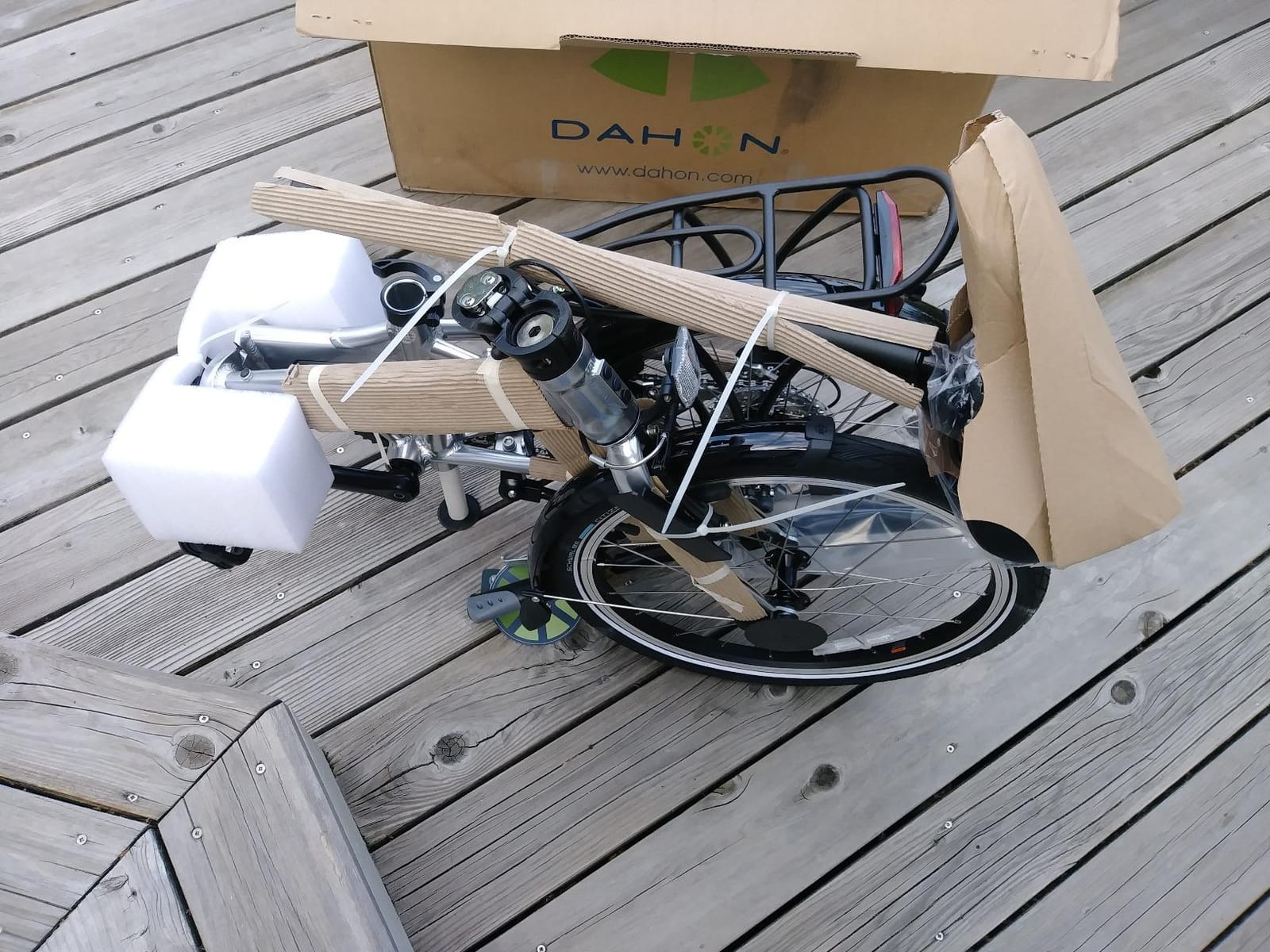 Dahon Dream D6 20