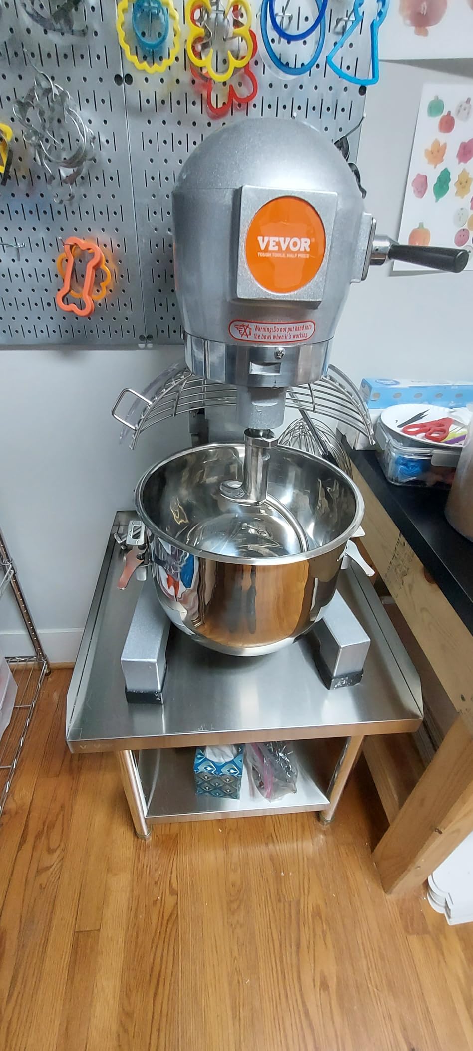 VEVOR Commercial Food Mixer 20Qt, Commercial Mixer with 3 Adjustable Speeds, 1100W Dough Mixer, Commercial Stand Mixer with Stainless Steel Bowl customer photo 2