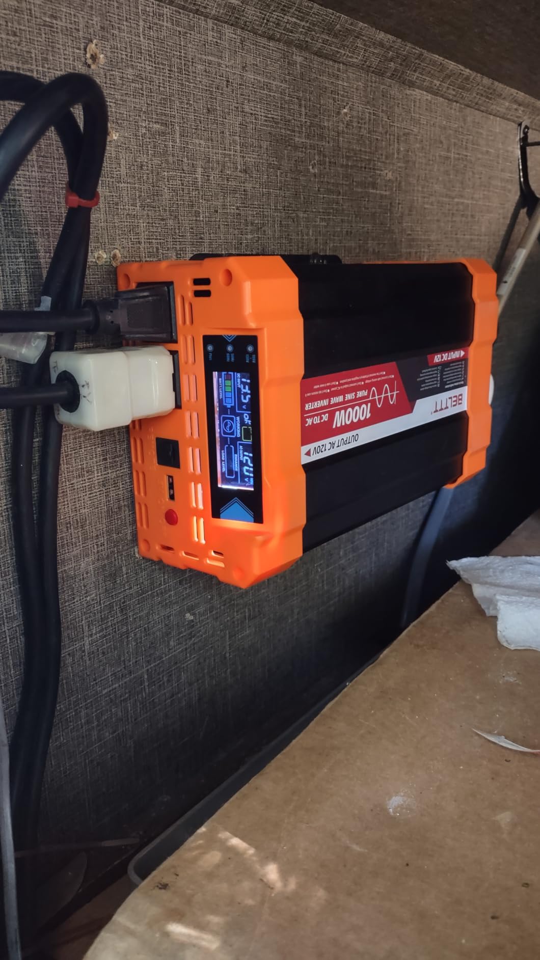 BELTTT 1000Watt Pure Sine Wave Inverter 12V DC to 120V AC for RV, Truck, Off-Grid, Solar Inverter 12V to 110V Converter with Dual AC Socket and 5V 2.1A USB, Power Inverter, Intelligent LCD, 2000W Peak customer photo 2