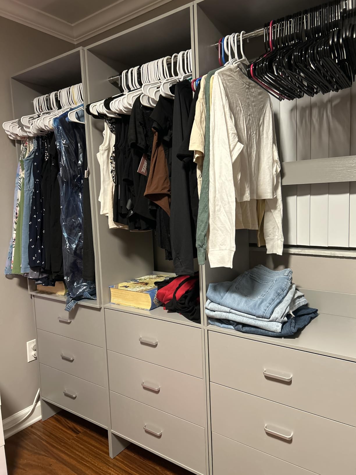 Aheaplus Closet System Closet Organizer, Wood Closet Organizer System, Walk-in Closet or Small Closets Wardrobe, Clothes Rack with Hanging Rods, 4FT Closets, Set of 2, White customer photo 2