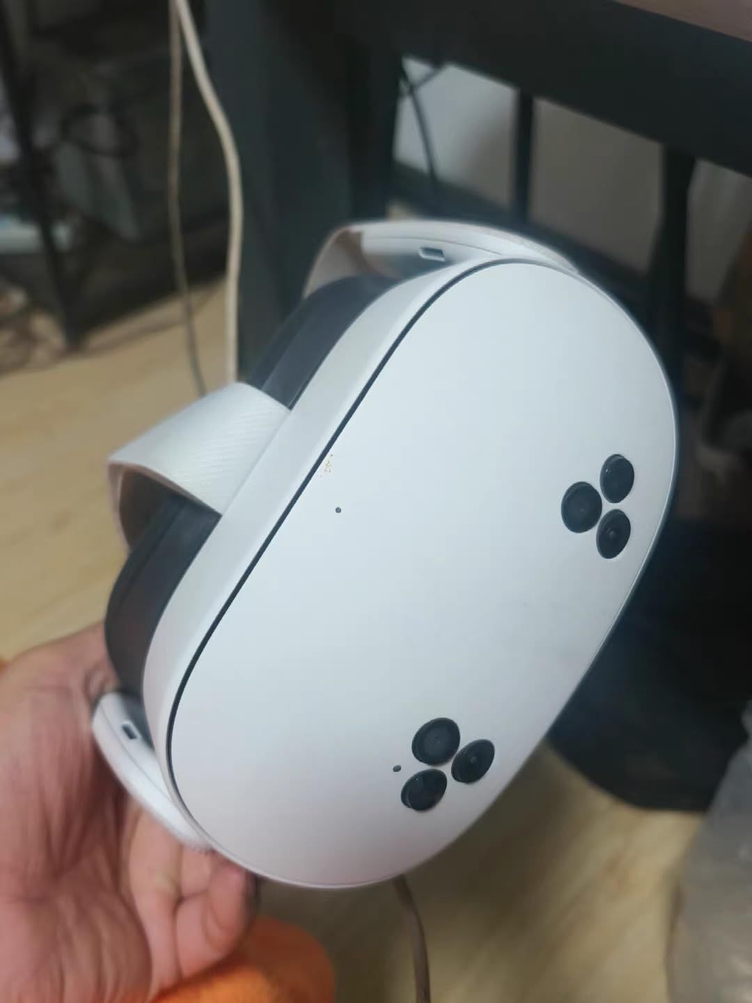 Meta Quest 3S 128GB | VR Without Wires - Gorilla Tag Cardboard Monkenaut Bundle - Amazon Exclusive customer photo 1