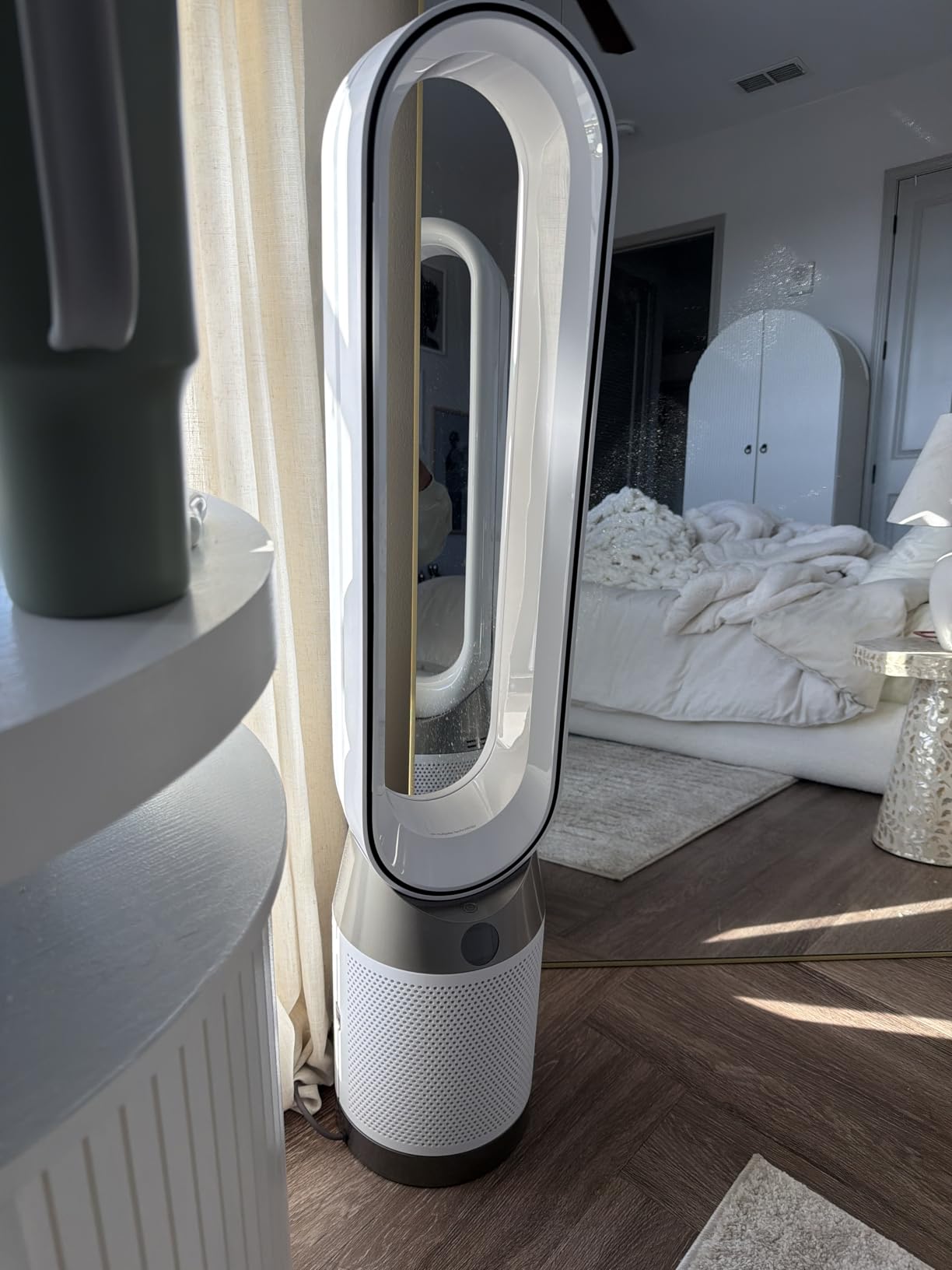 Dyson Purifier Cool PC1, HEPA Air Purifier Tower Fan, App and remote controlled, 350° oscillation, 10 levels, bladeless (White) customer photo 1